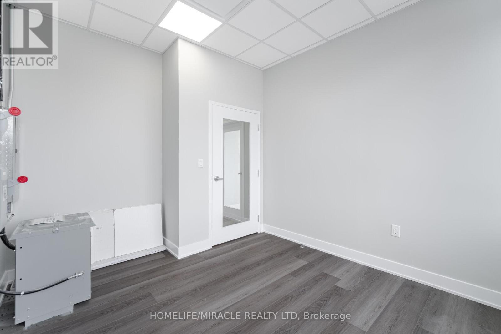 P205 - 454 Hespeler Road, Cambridge, Ontario  N1R 0E3 - Photo 25 - X12236292