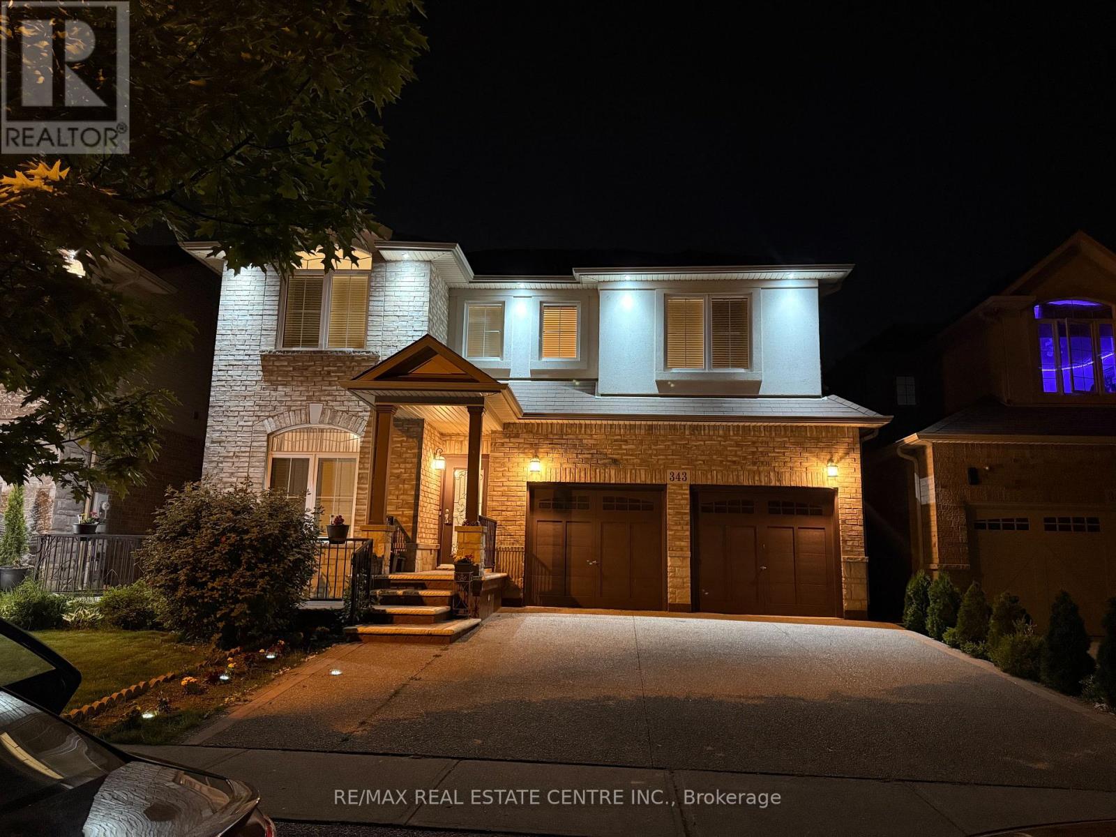 Property at 343 MONTREAL CIRCLE image 2