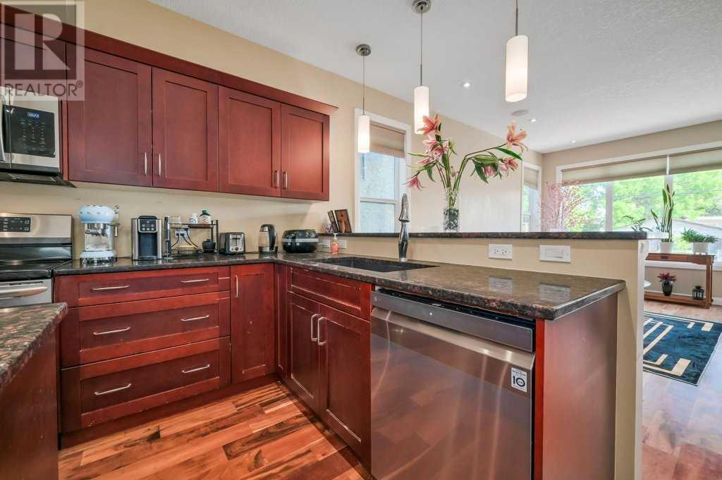 Property at 7418 36 Avenue NW image 5