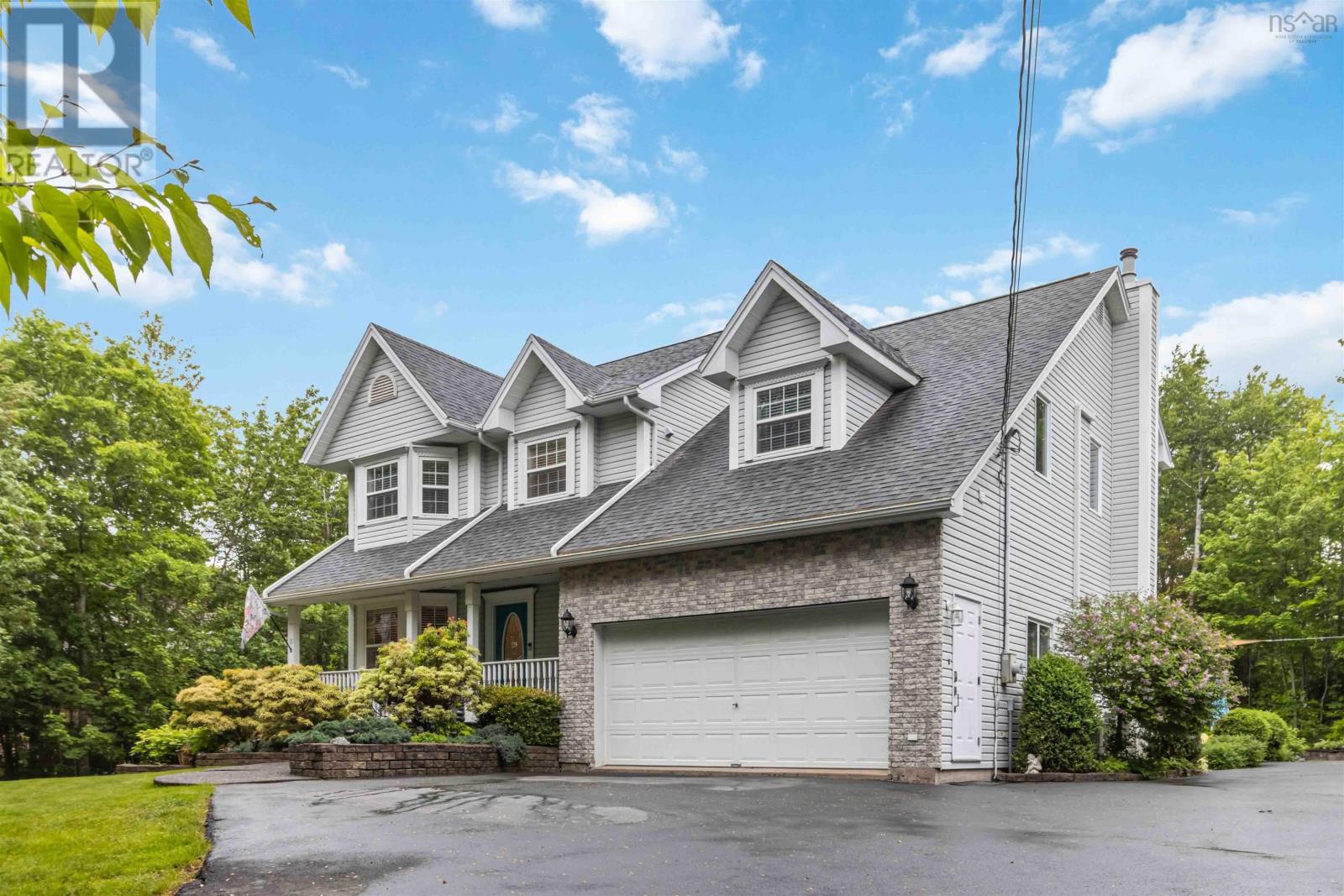 Property at 35 Canterbury Lane image 2