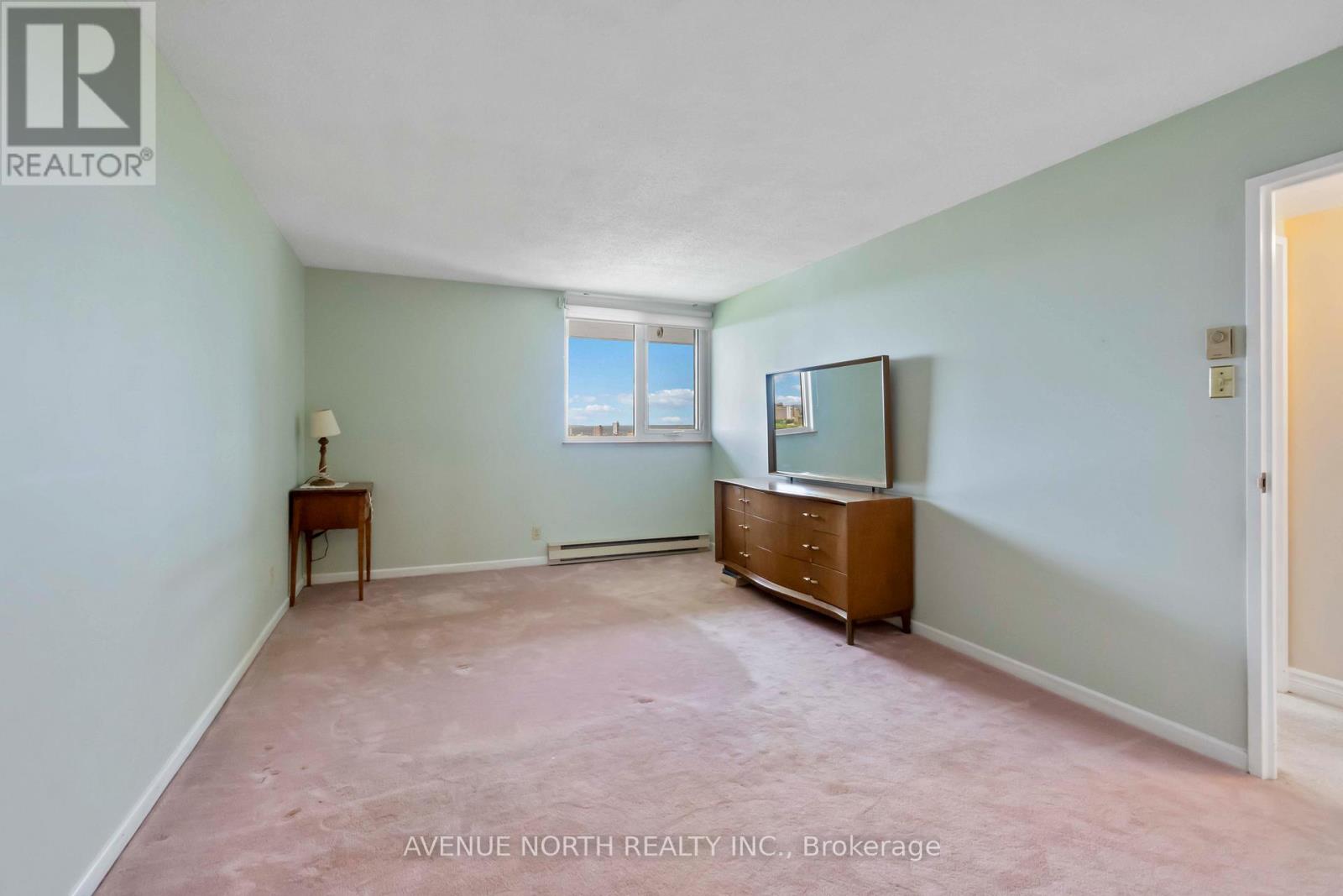 2401 - 1500 Riverside Drive, Ottawa, Ontario  K1G 4J4 - Photo 23 - X12236605