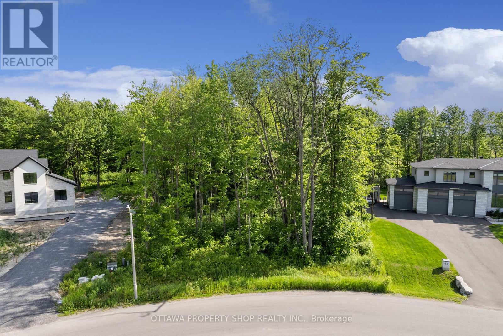 583 Shoreway Drive, Ottawa, Ontario  K4P 0G3 - Photo 9 - X12236626