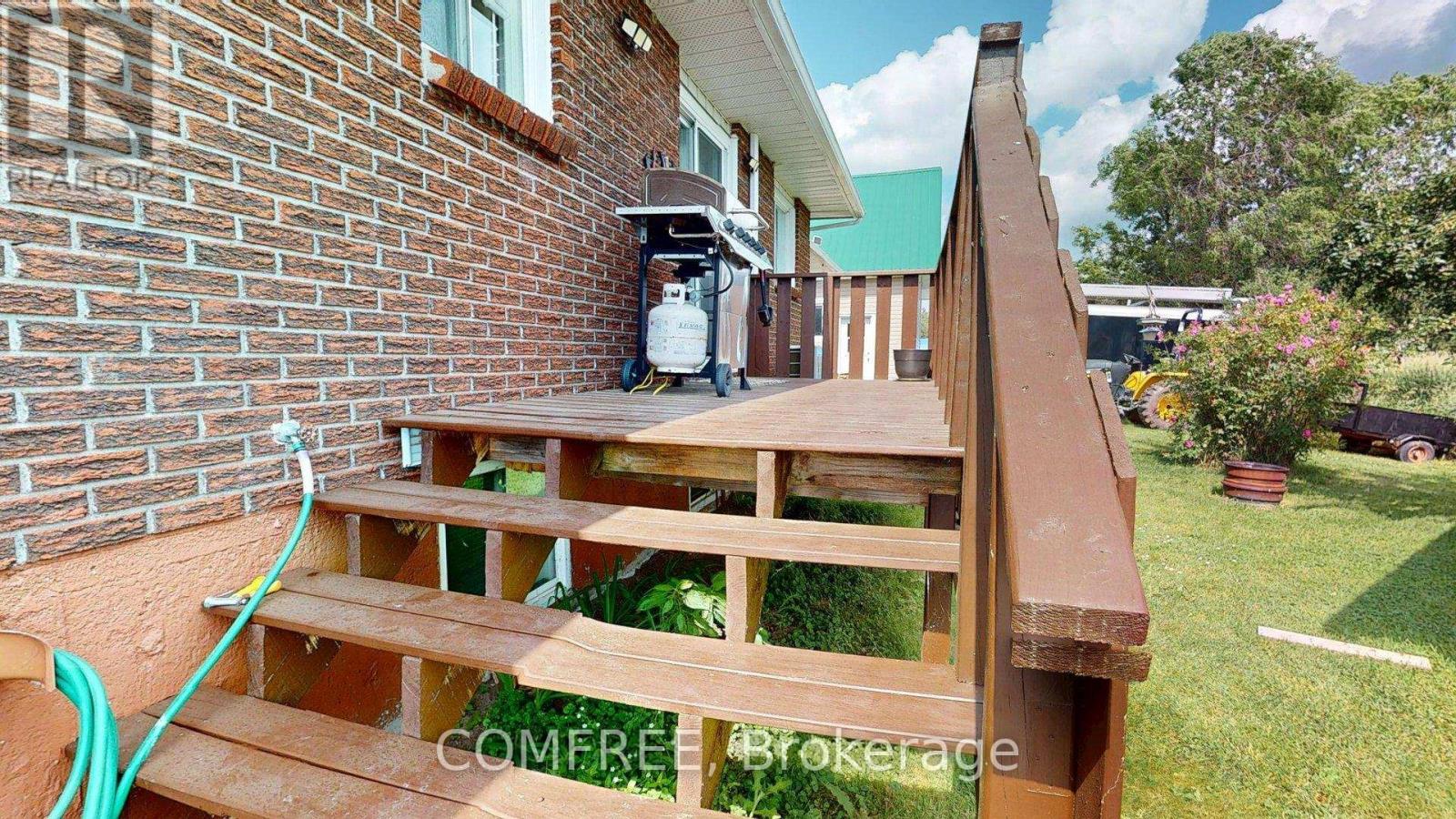 2196 Concession 3 Road, Alfred And Plantagenet, Ontario  K0B 1A0 - Photo 23 - X12236639