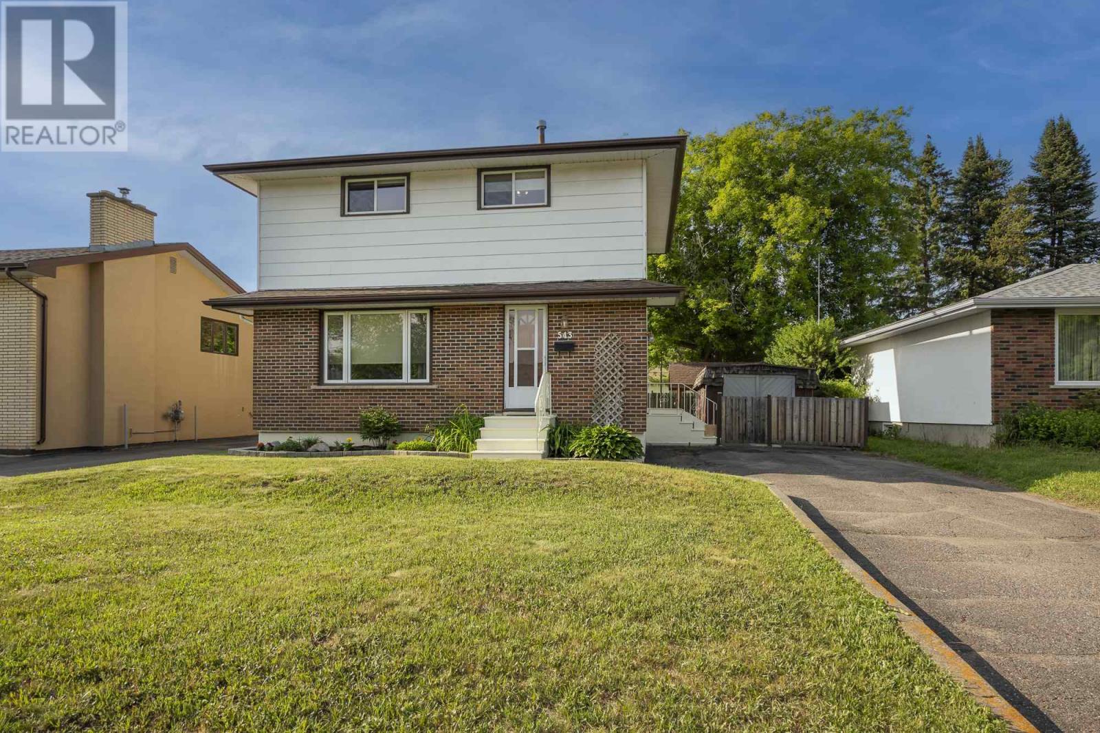 Property at 543 Churchill DR W image 1