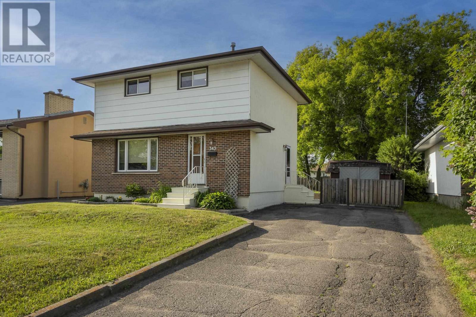 Property at 543 Churchill DR W image 2