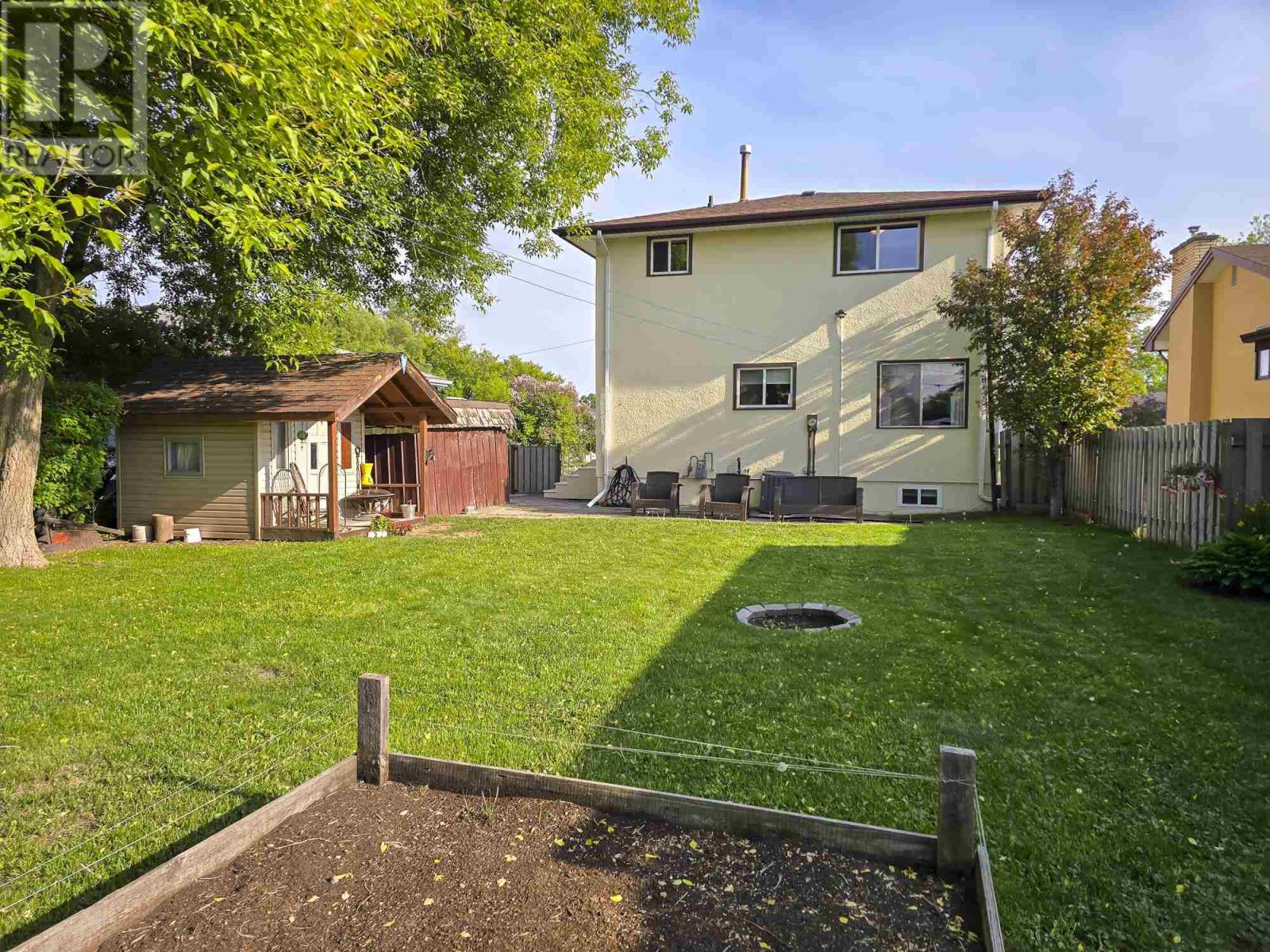 Property at 543 Churchill DR W image 5