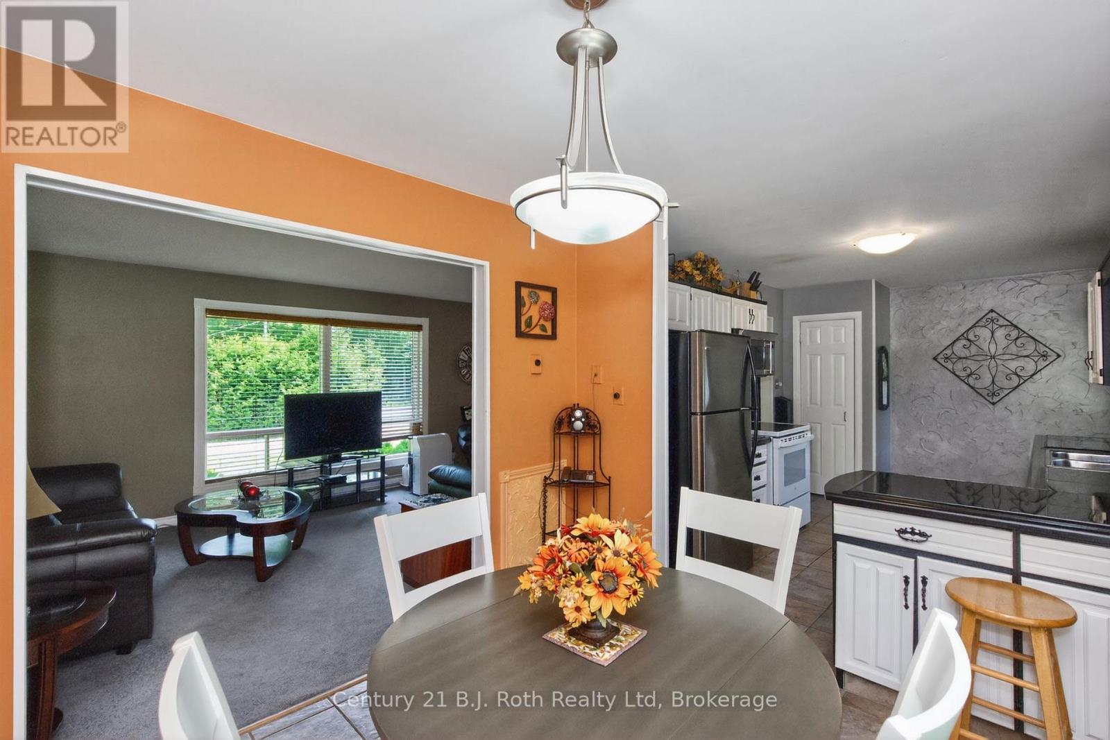 573 Lafontaine Road E, Tiny, Ontario  L9M 0S3 - Photo 16 - S12236641