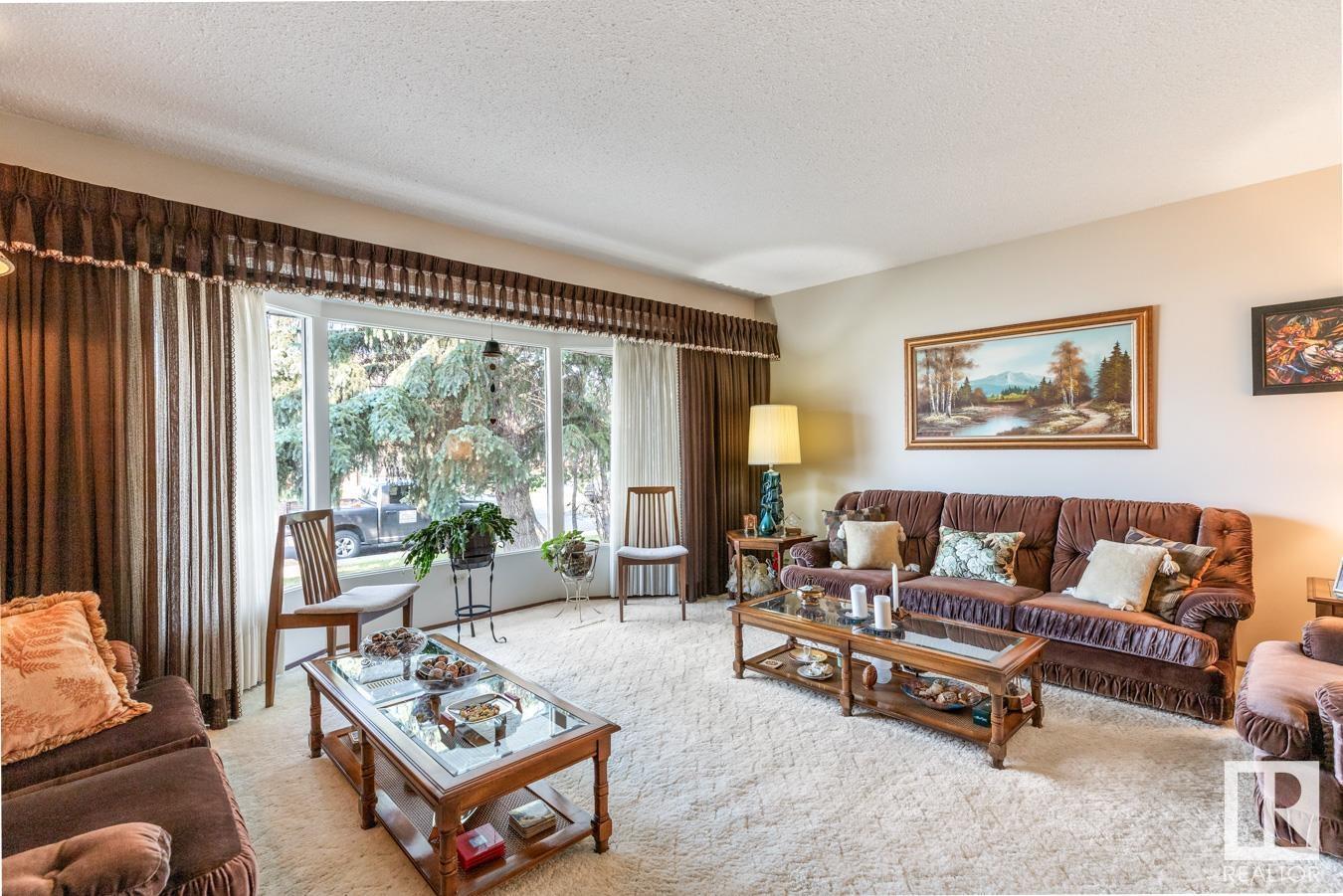 Property at 6207 179 ST NW image 3