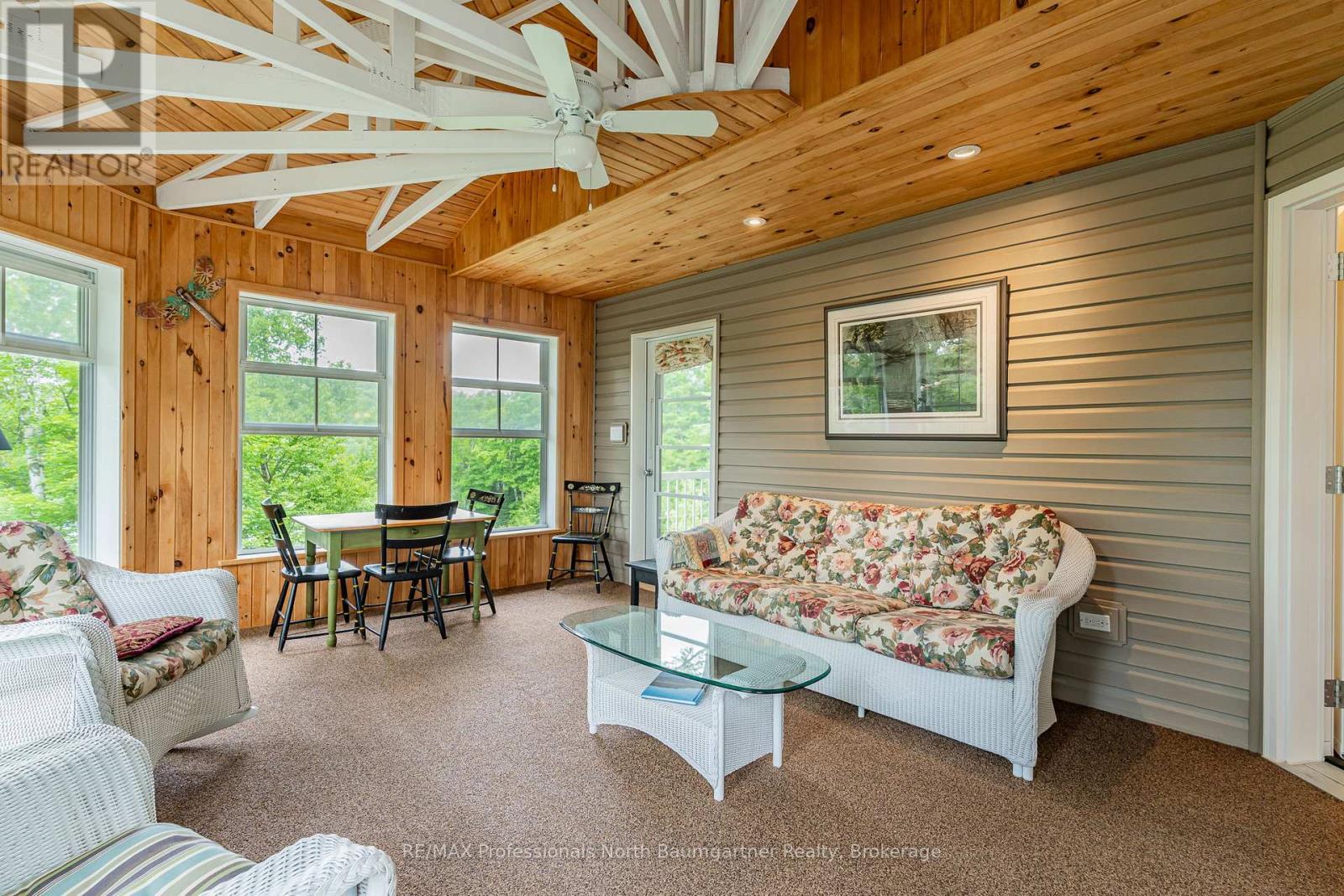 1132 Trapline Trail, Dysart Et Al, Ontario  K0M 1S0 - Photo 17 - X12236651