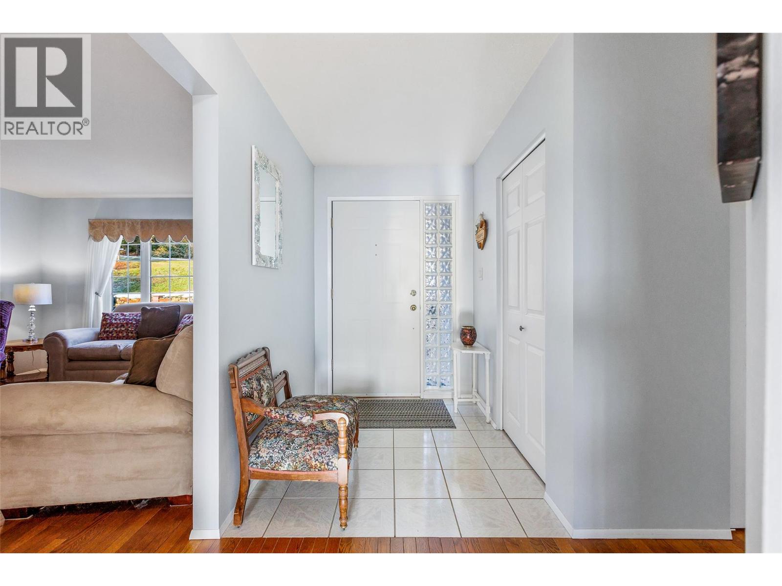 1061 Westview Road, Creston, British Columbia  V0B 2N2 - Photo 6 - 10353054