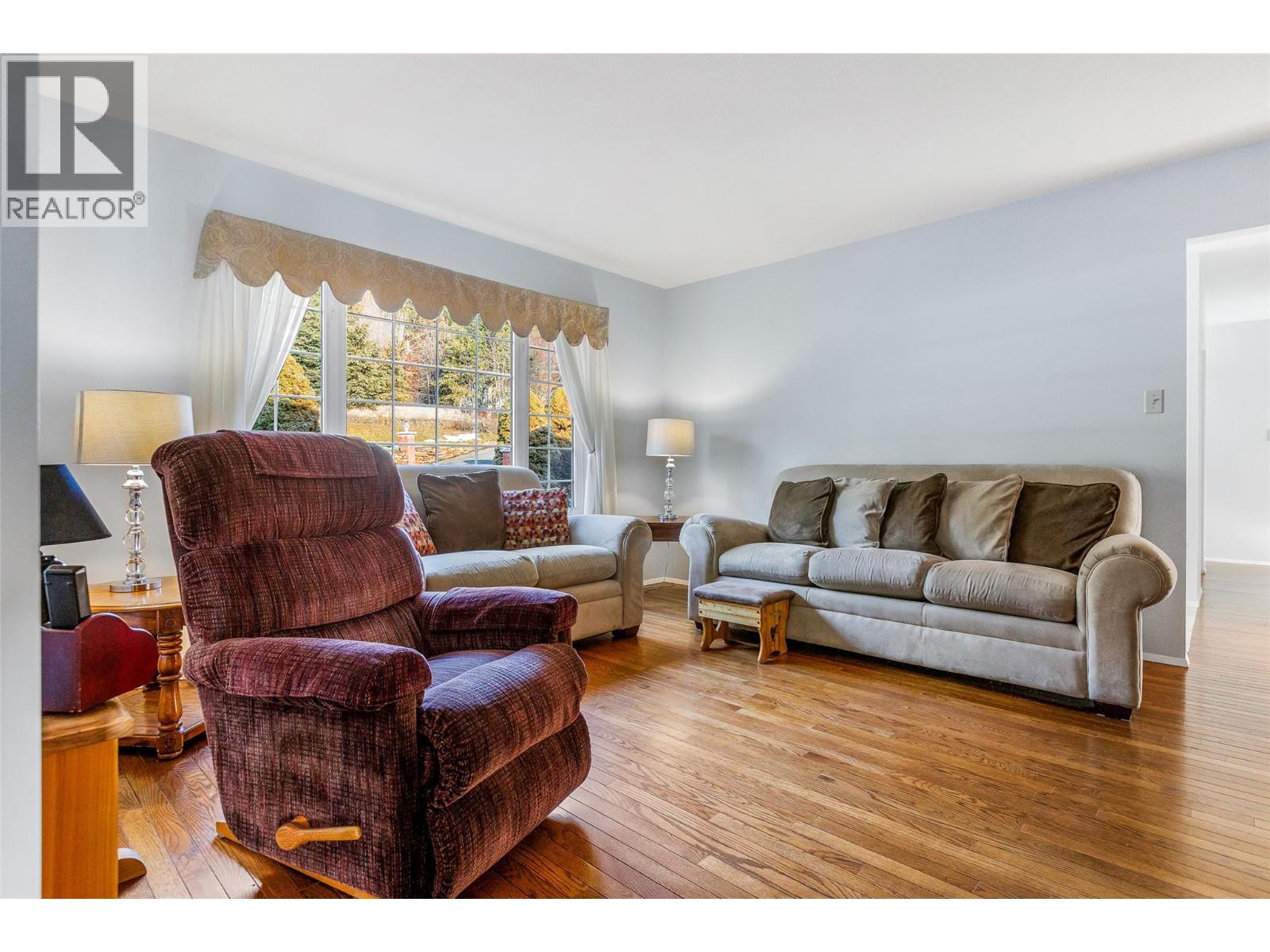 1061 Westview Road, Creston, British Columbia  V0B 2N2 - Photo 10 - 10353054