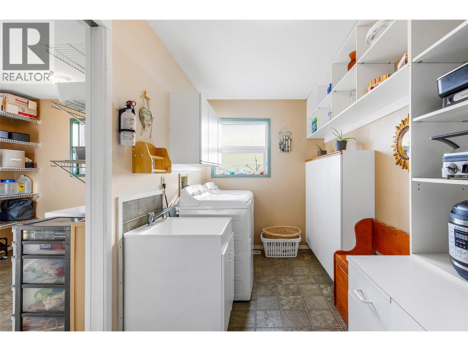 1061 Westview Road, Creston, British Columbia  V0B 2N2 - Photo 19 - 10353054