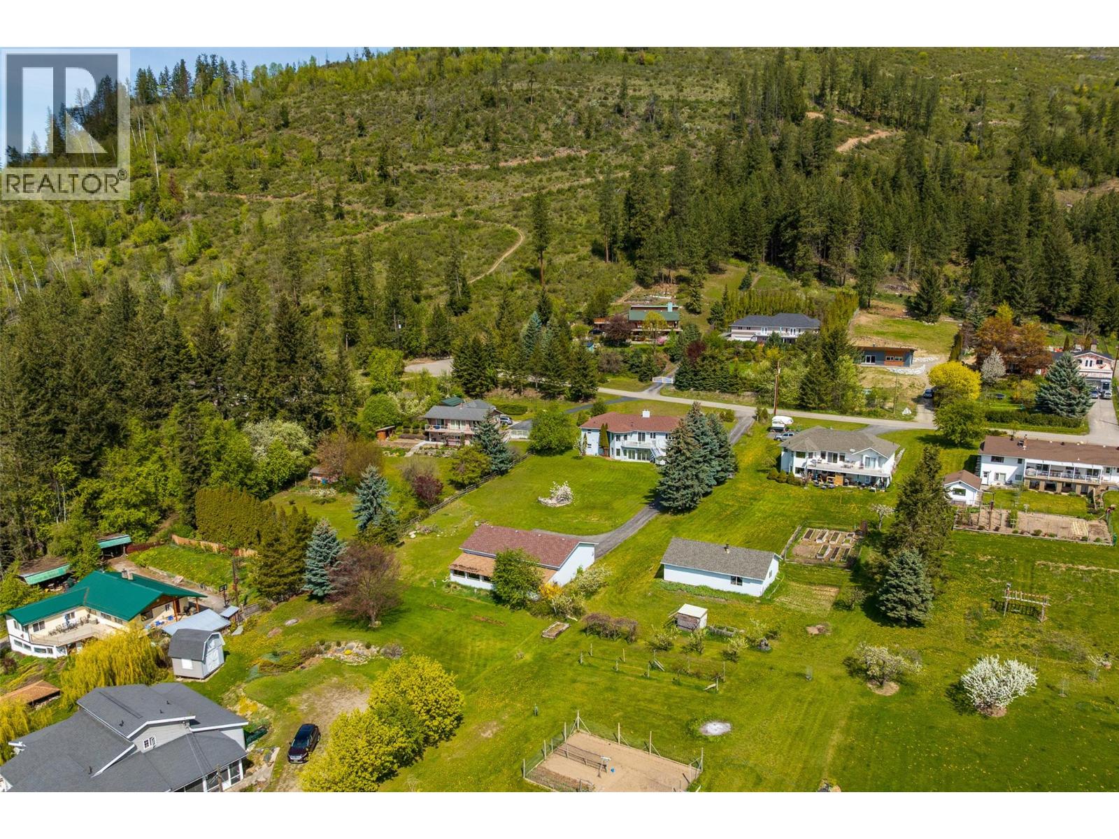 1061 Westview Road, Creston, British Columbia  V0B 2N2 - Photo 82 - 10353054