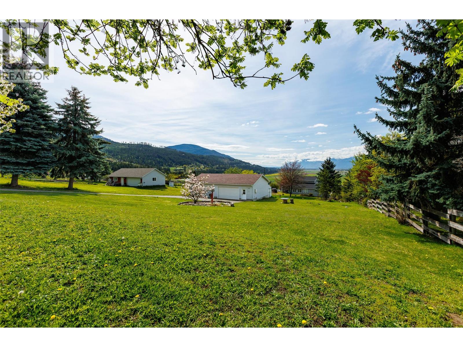 1061 Westview Road, Creston, British Columbia  V0B 2N2 - Photo 63 - 10353054