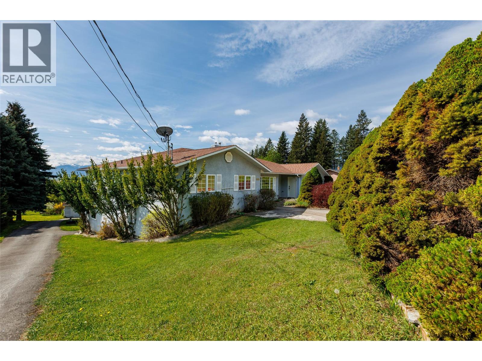 1061 Westview Road, Creston, British Columbia  V0B 2N2 - Photo 53 - 10353054