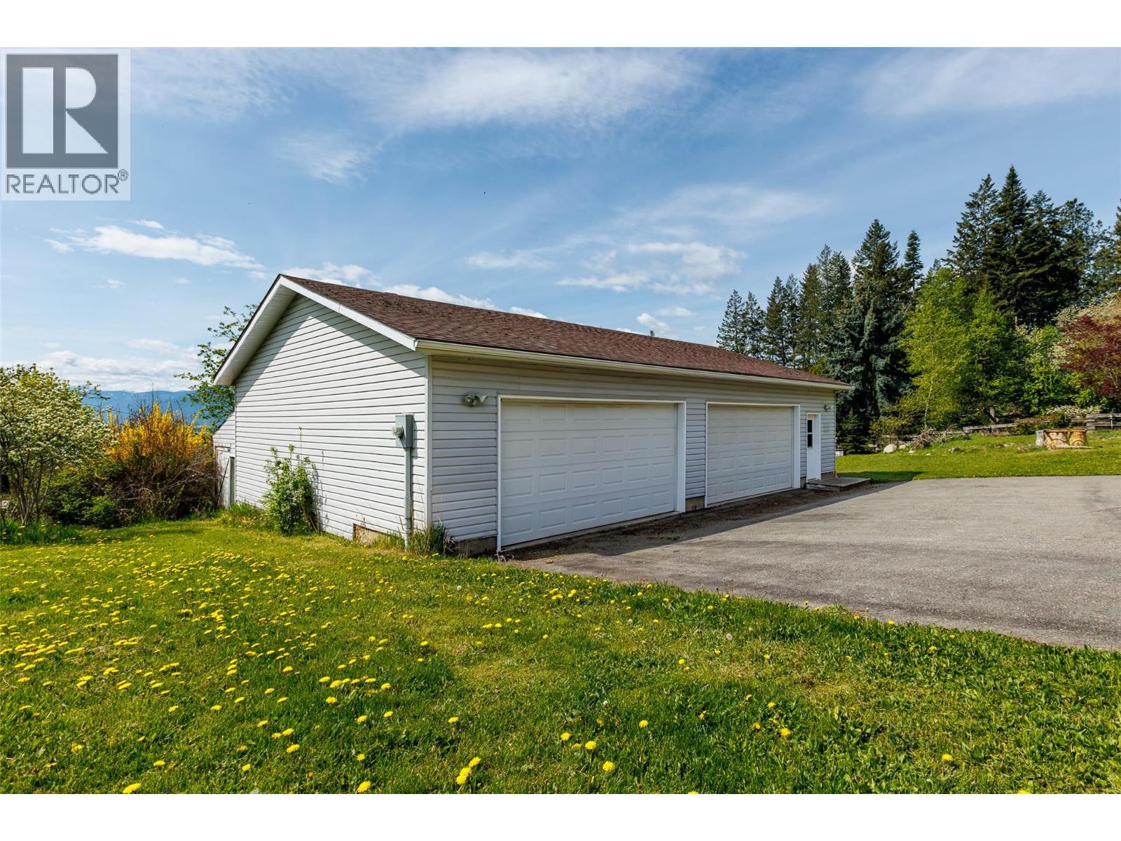 1061 Westview Road, Creston, British Columbia  V0B 2N2 - Photo 73 - 10353054