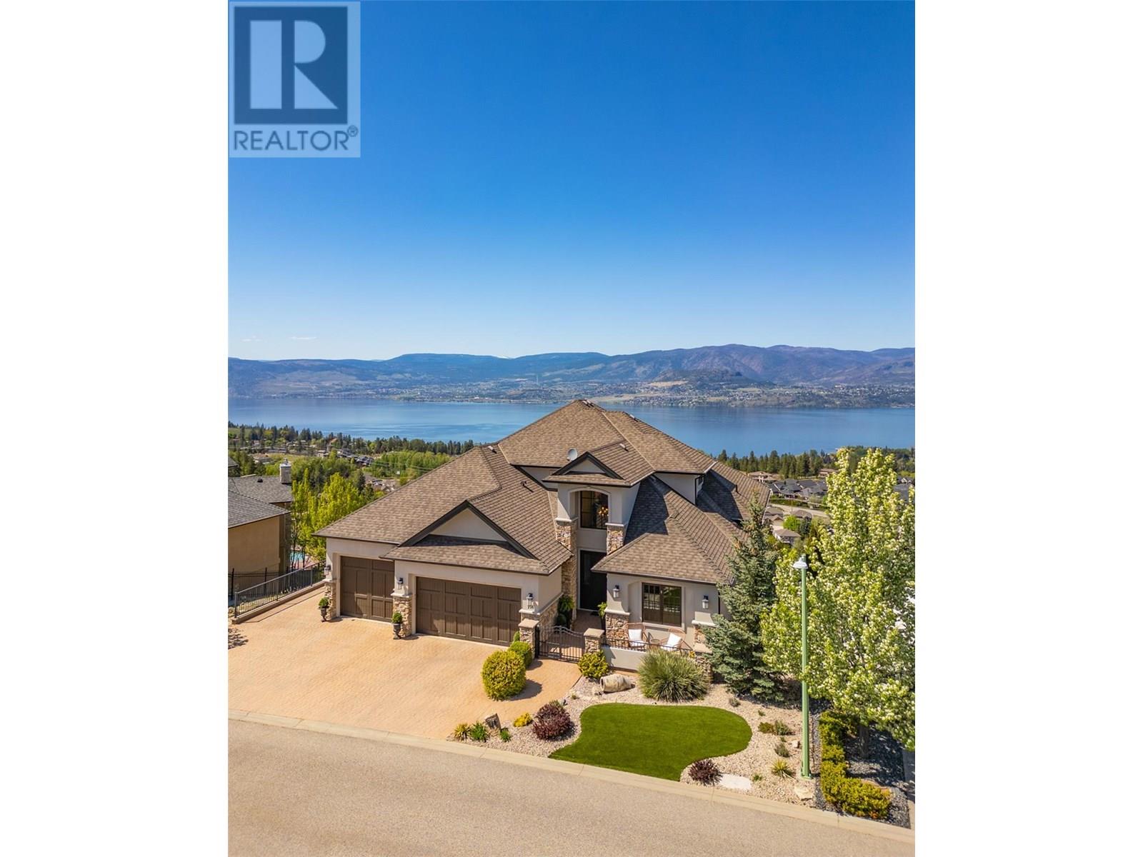716 Kuipers Crescent, Kelowna, British Columbia  V1W 5B2 - Photo 2 - 10347239