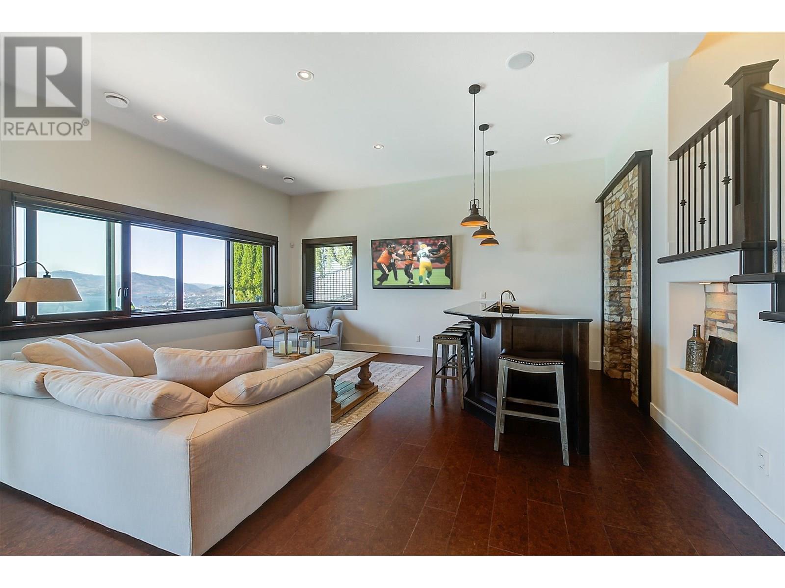 716 Kuipers Crescent, Kelowna, British Columbia  V1W 5B2 - Photo 43 - 10347239