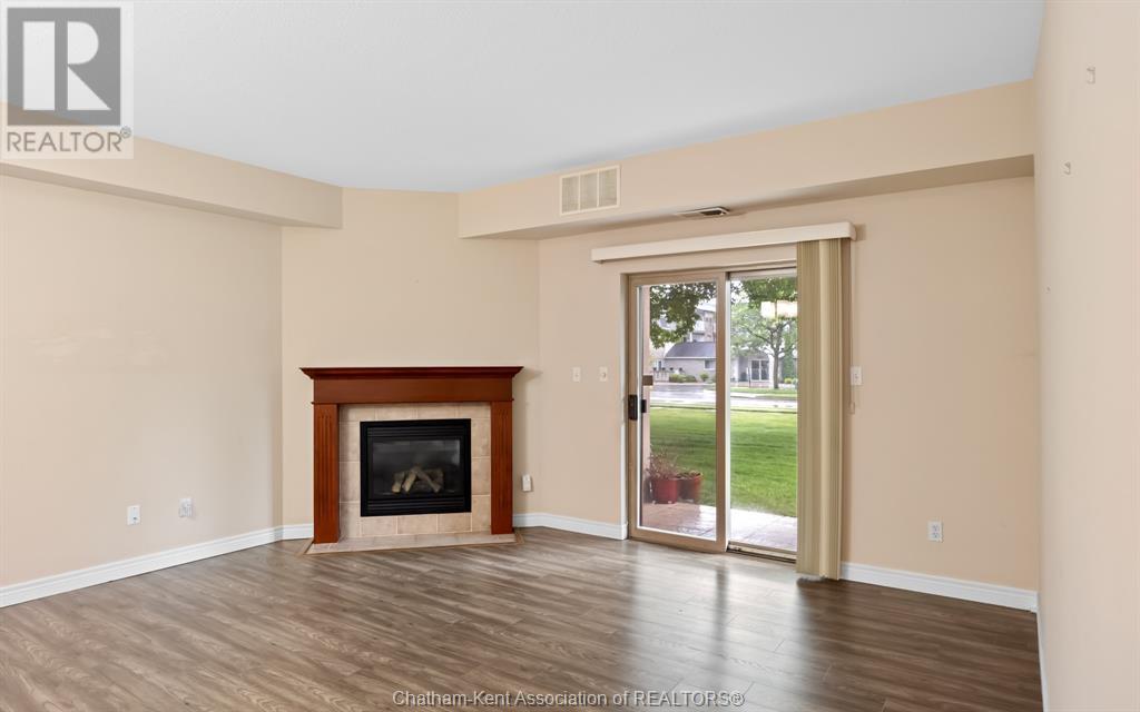 5995 Ellis Street Unit# 109, Lasalle, Ontario  N9H 2P1 - Photo 3 - 25015737