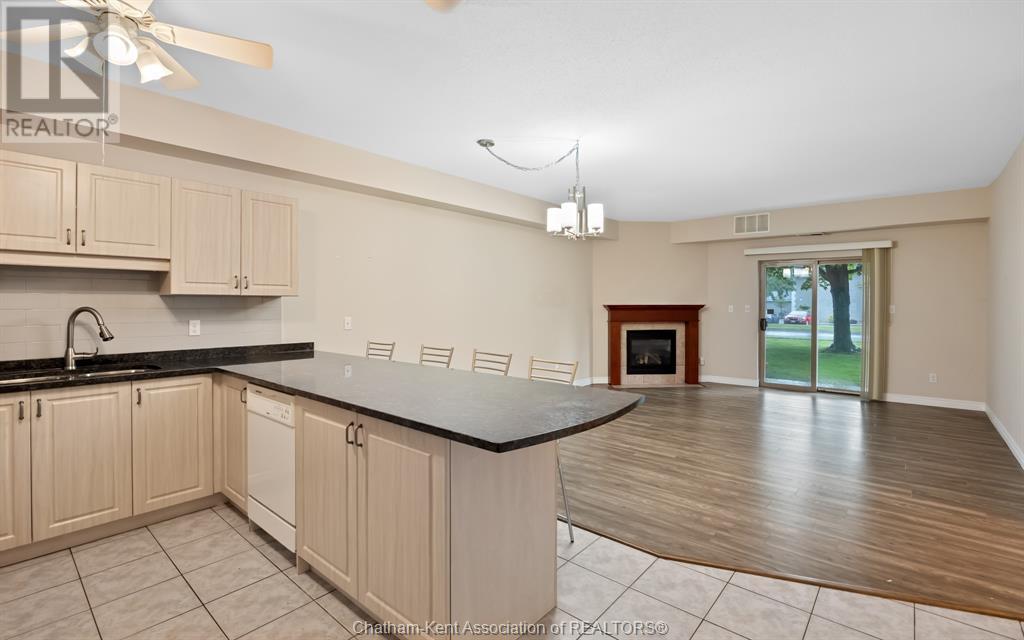 5995 Ellis Street Unit# 109, Lasalle, Ontario  N9H 2P1 - Photo 6 - 25015737
