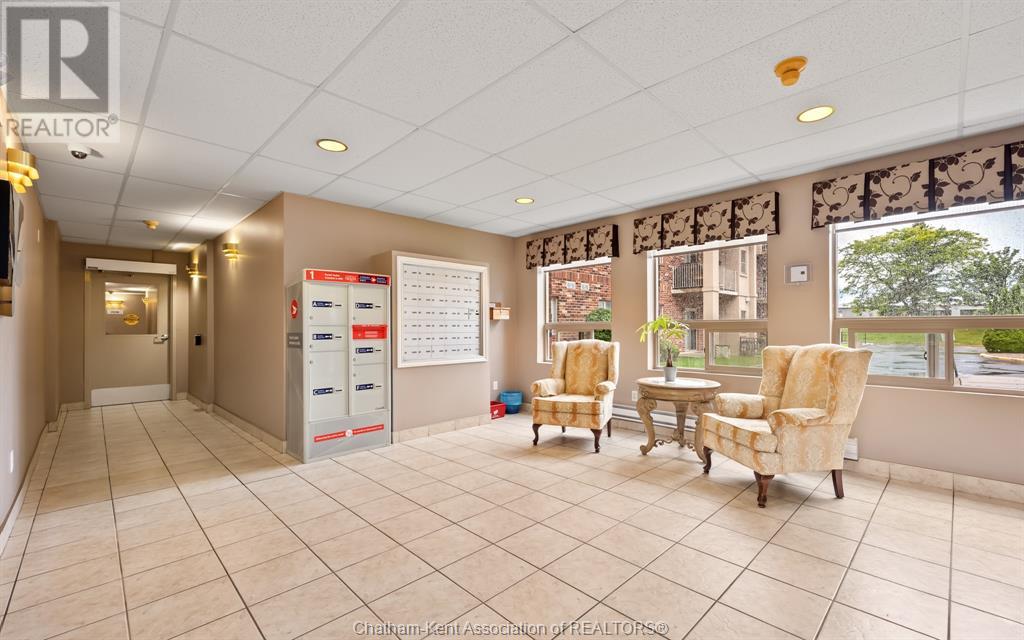 5995 Ellis Street Unit# 109, Lasalle, Ontario  N9H 2P1 - Photo 16 - 25015737