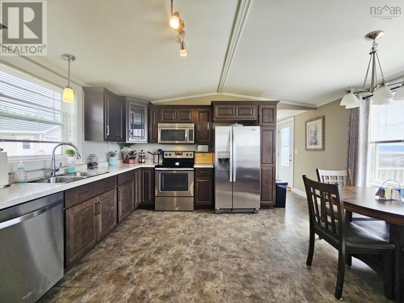 987 West Bay Road, Parrsboro, Nova Scotia  B0M 1S0 - Photo 25 - 202515306