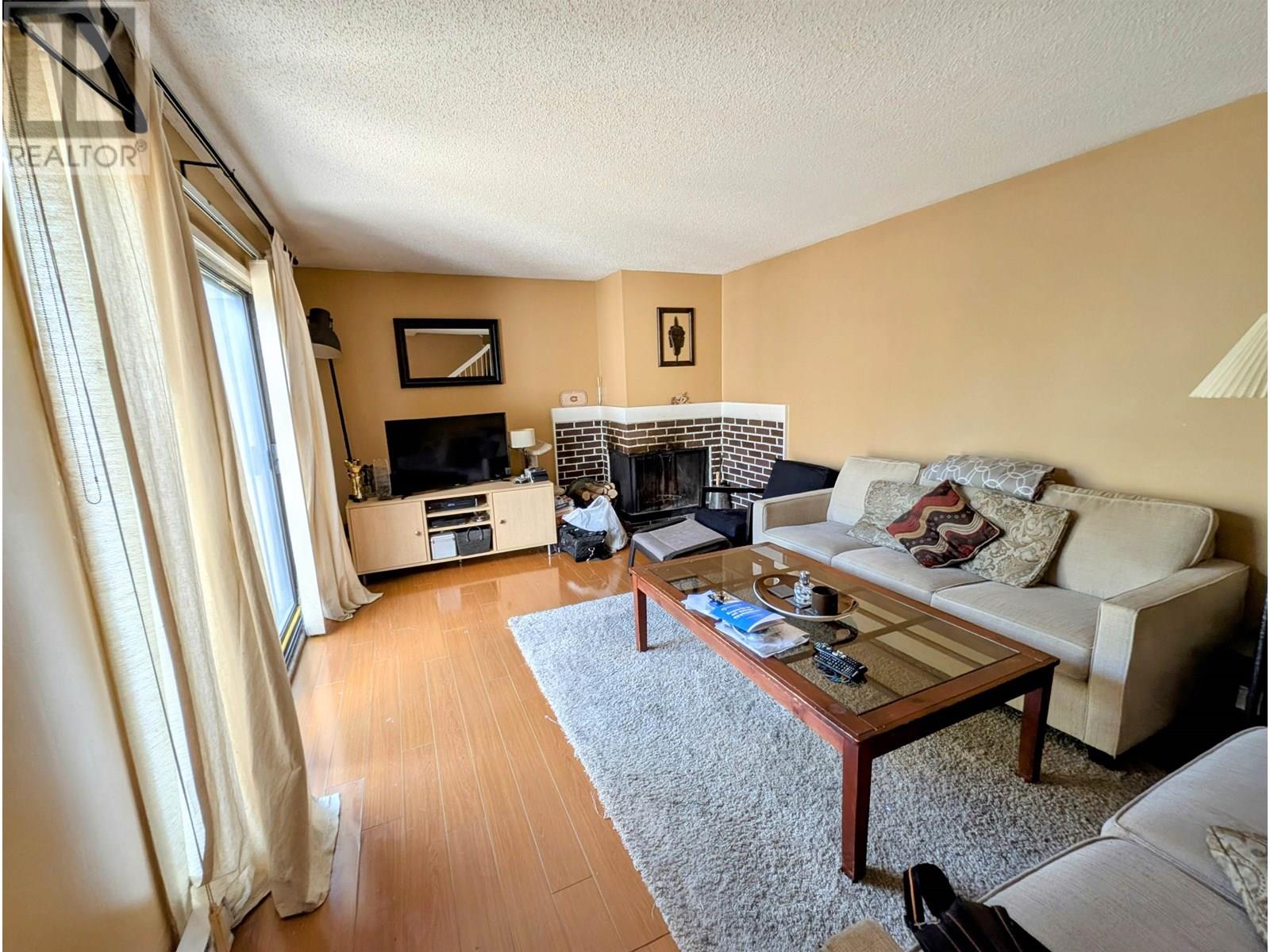 Property at 129 5421 10 AVENUE image 4