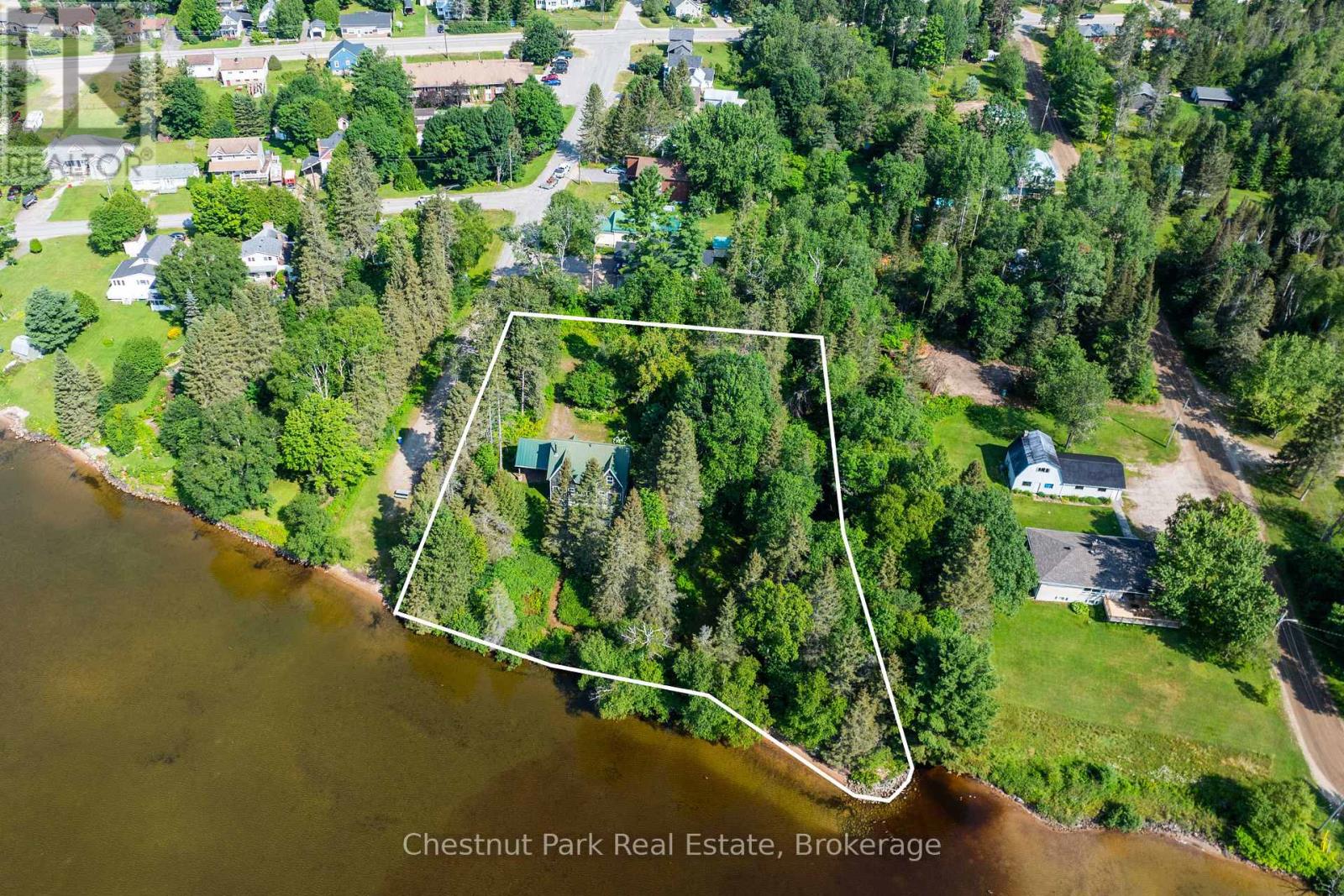 1 & 5 Barrie Street, Sundridge, Ontario  P0A 1Z0 - Photo 40 - X12116148
