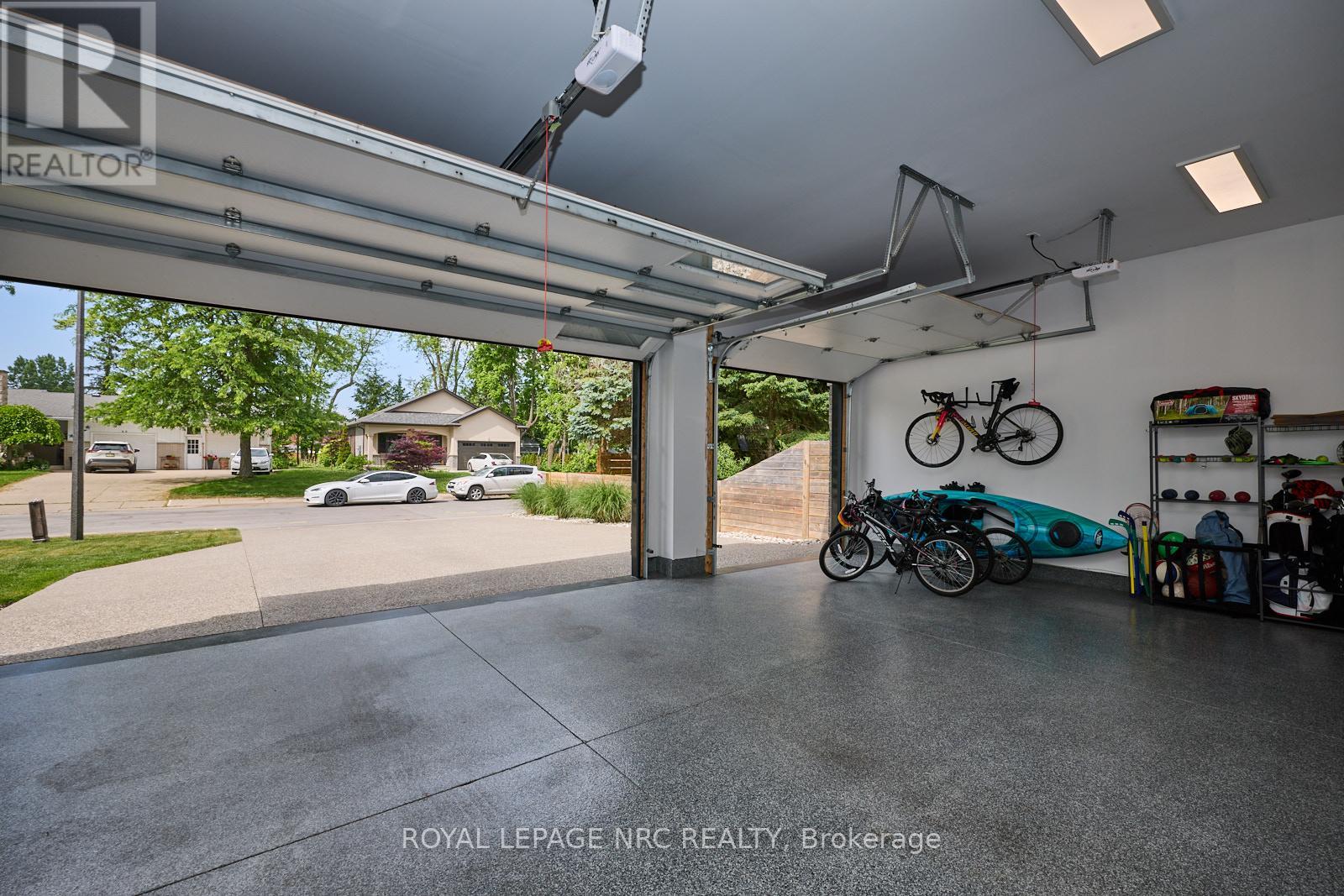 62 Bacon Lane, Pelham, Ontario  L3C 3E6 - Photo 38 - X12236779