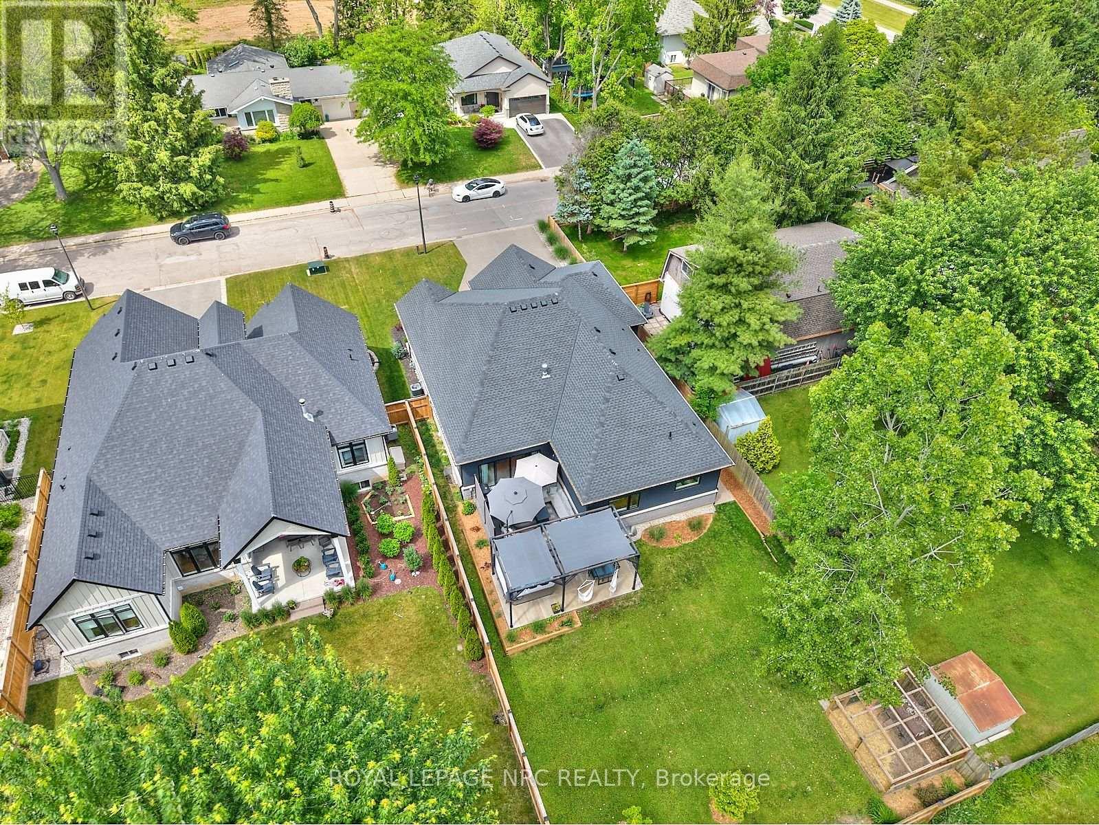 62 Bacon Lane, Pelham, Ontario  L3C 3E6 - Photo 40 - X12236779