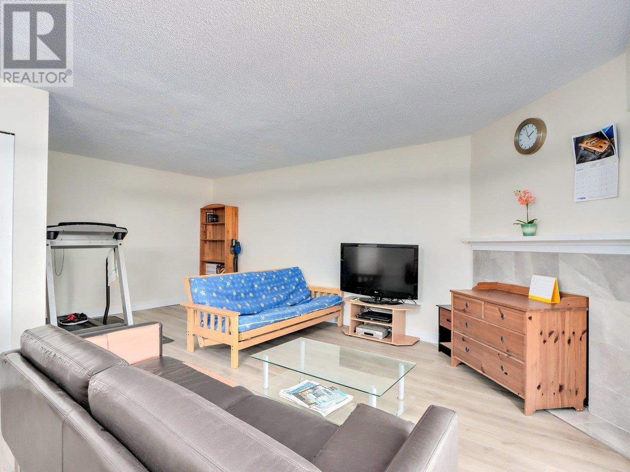 Property at 3 9151 FOREST GROVE DRIVE image 4