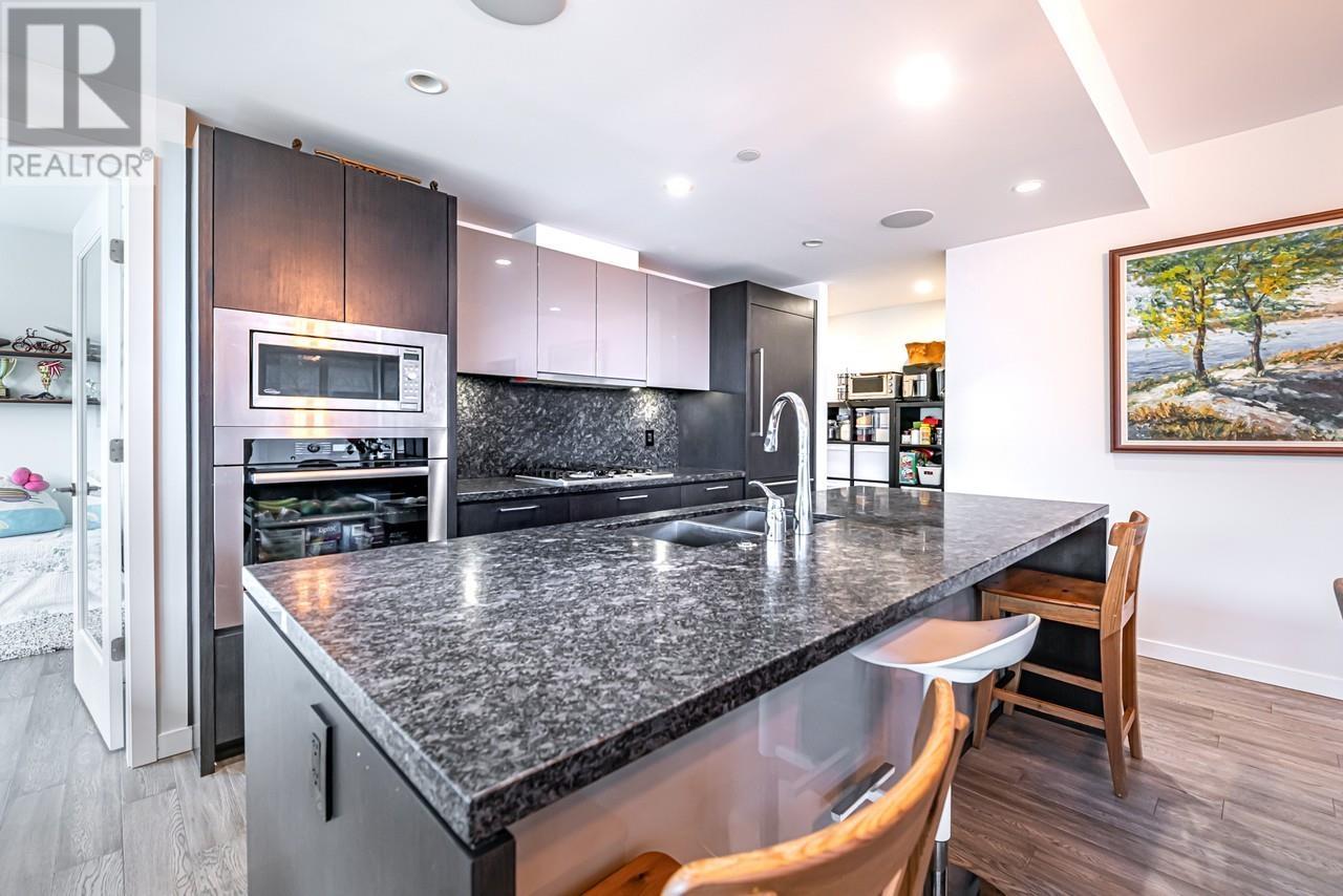 203 788 Arthur Erickson Place, West Vancouver, British Columbia  V7T 0B6 - Photo 13 - R3018339