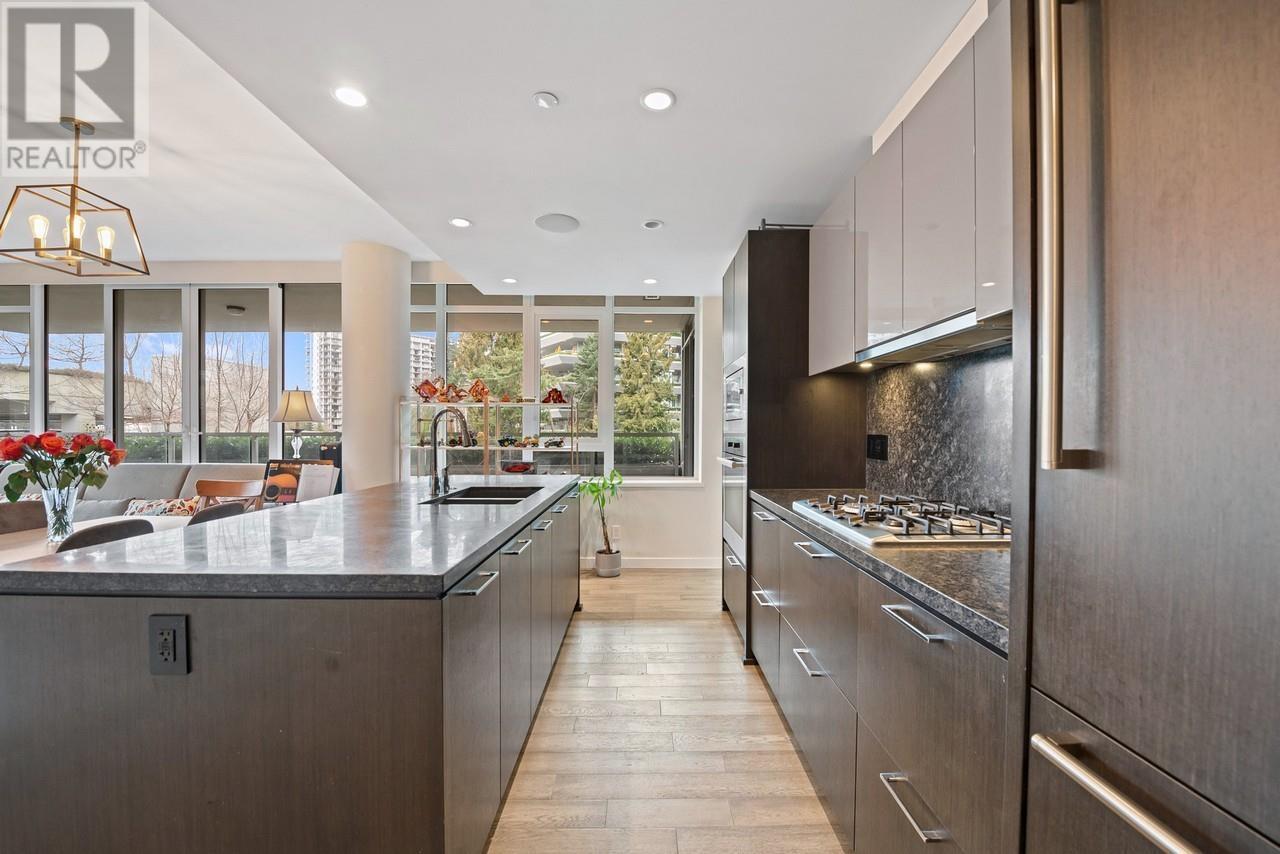 203 788 Arthur Erickson Place, West Vancouver, British Columbia  V7T 0B6 - Photo 14 - R3018339