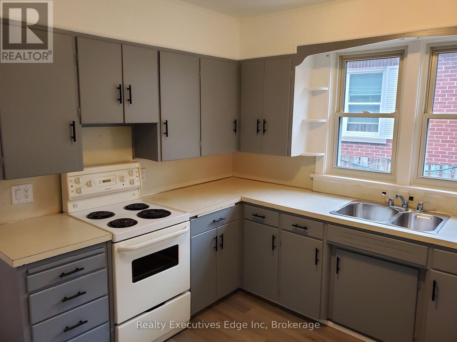 Property at 20 ARMSTRONG AVENUE image 5