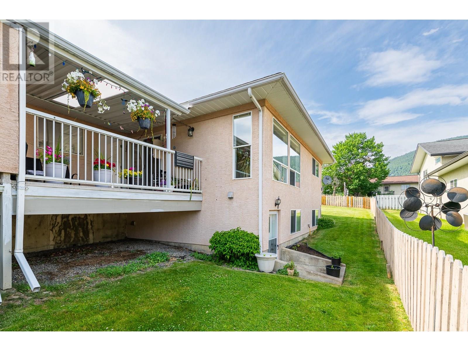 518 18th Avenue S Unit# 5, Creston, British Columbia  V0B 1G0 - Photo 12 - 10352661