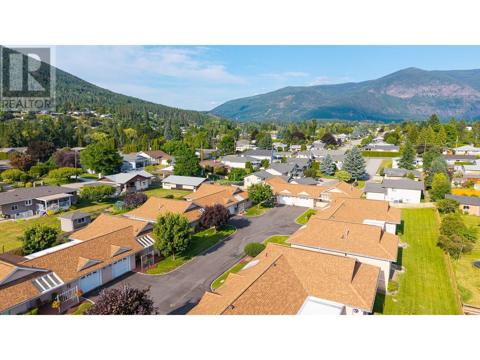 518 18th Avenue S Unit# 5, Creston, British Columbia  V0B 1G0 - Photo 3 - 10352661
