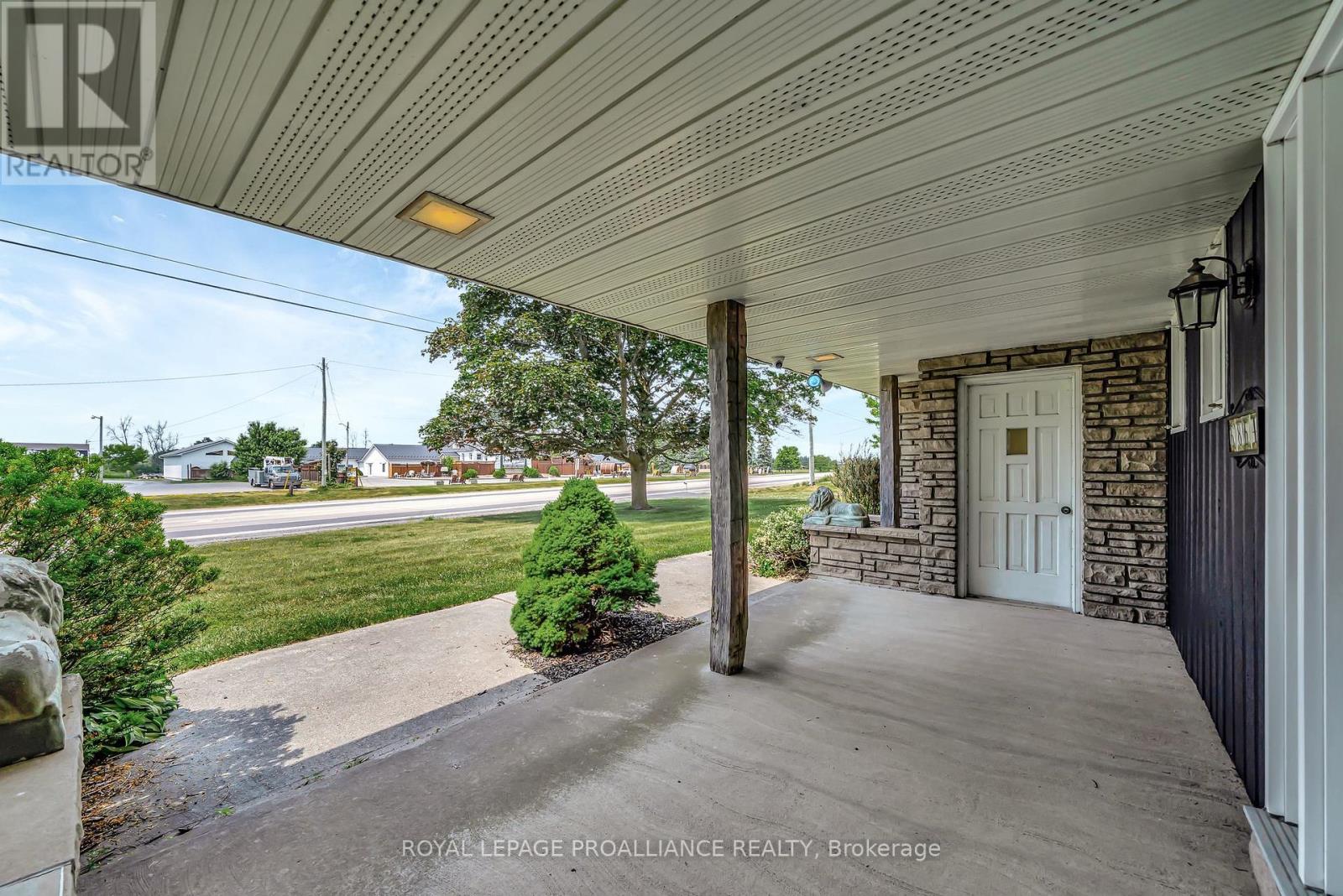 Property at 6864 HIGHWAY 62 image 3