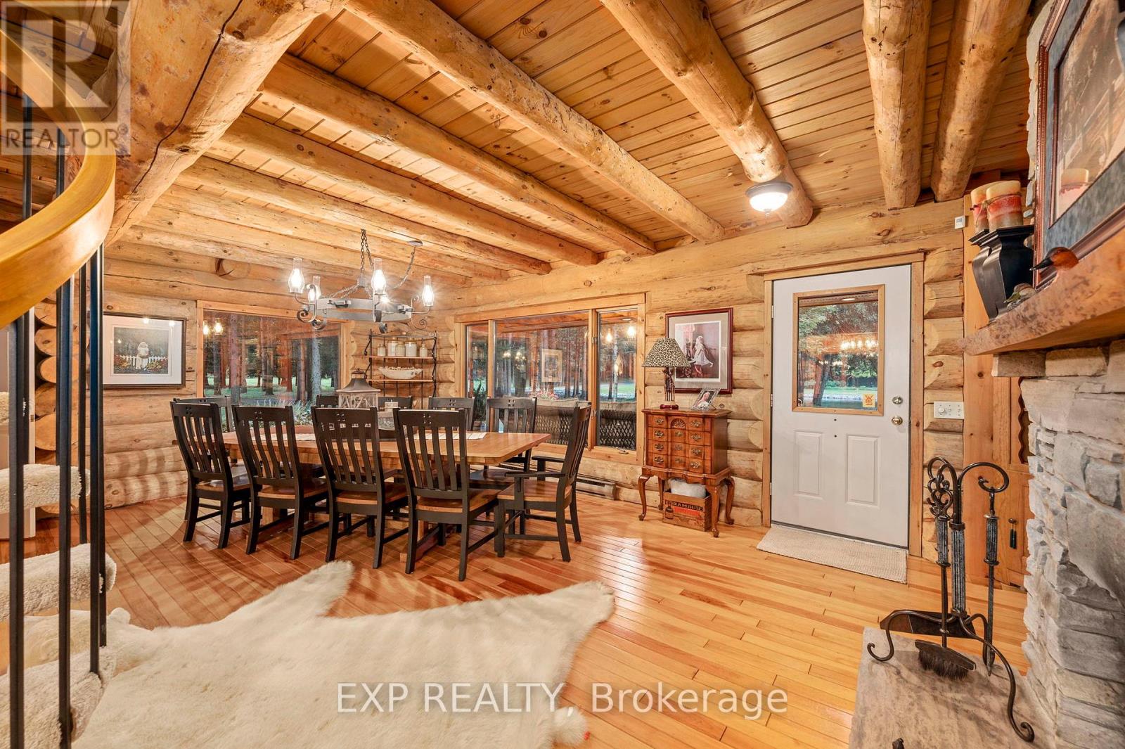10608 Longwoods Road, Middlesex Centre, Ontario  N0L 1E0 - Photo 12 - X12236931