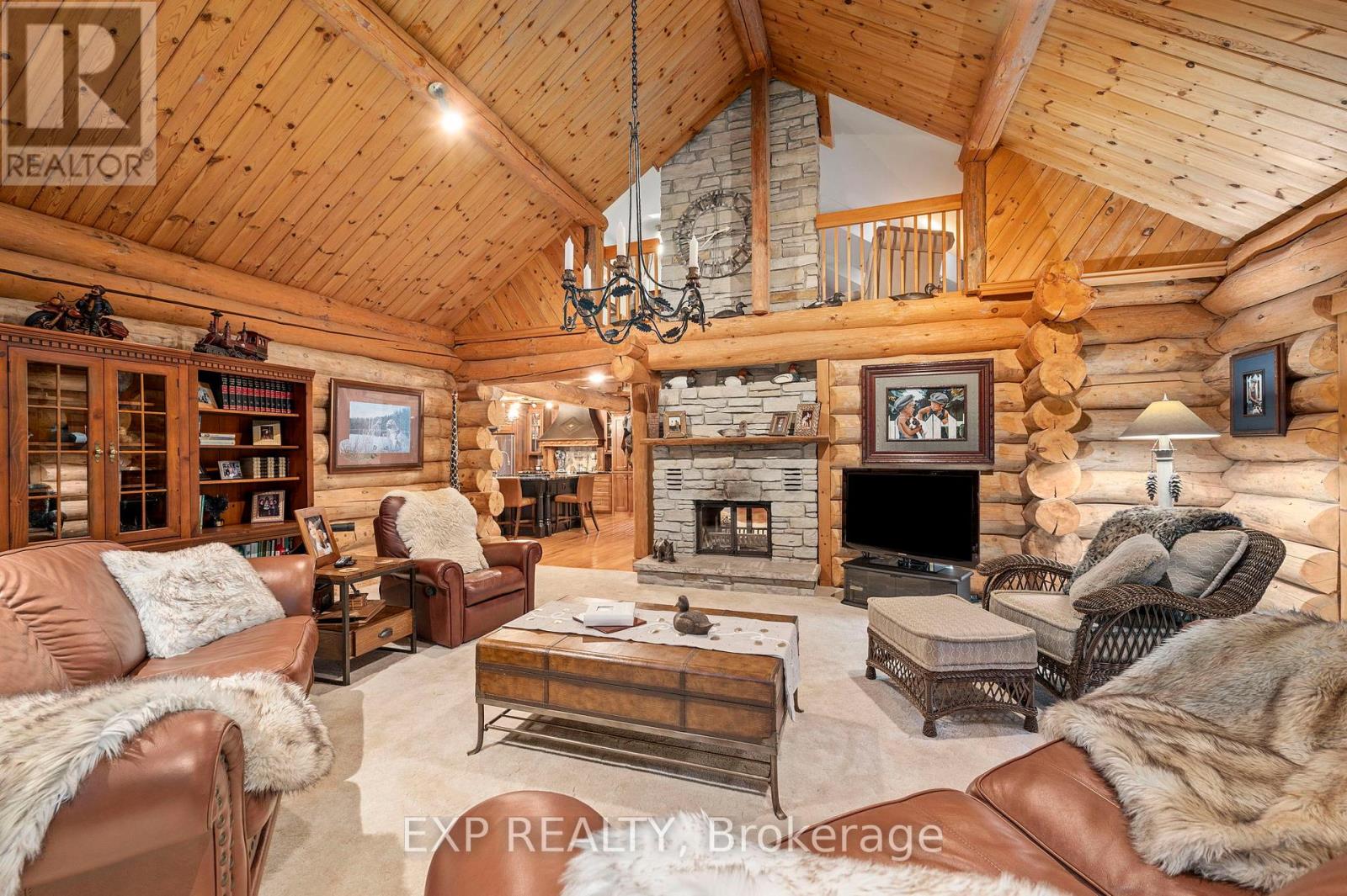 10608 Longwoods Road, Middlesex Centre, Ontario  N0L 1E0 - Photo 16 - X12236931