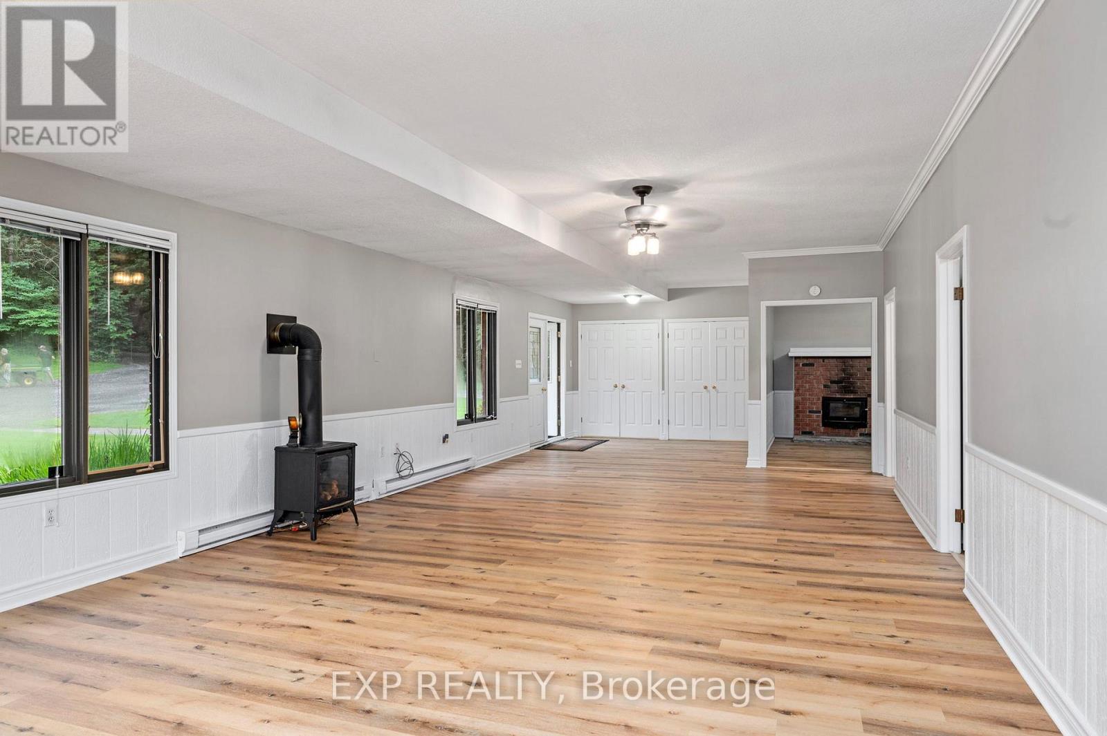 10608 Longwoods Road, Middlesex Centre, Ontario  N0L 1E0 - Photo 27 - X12236931
