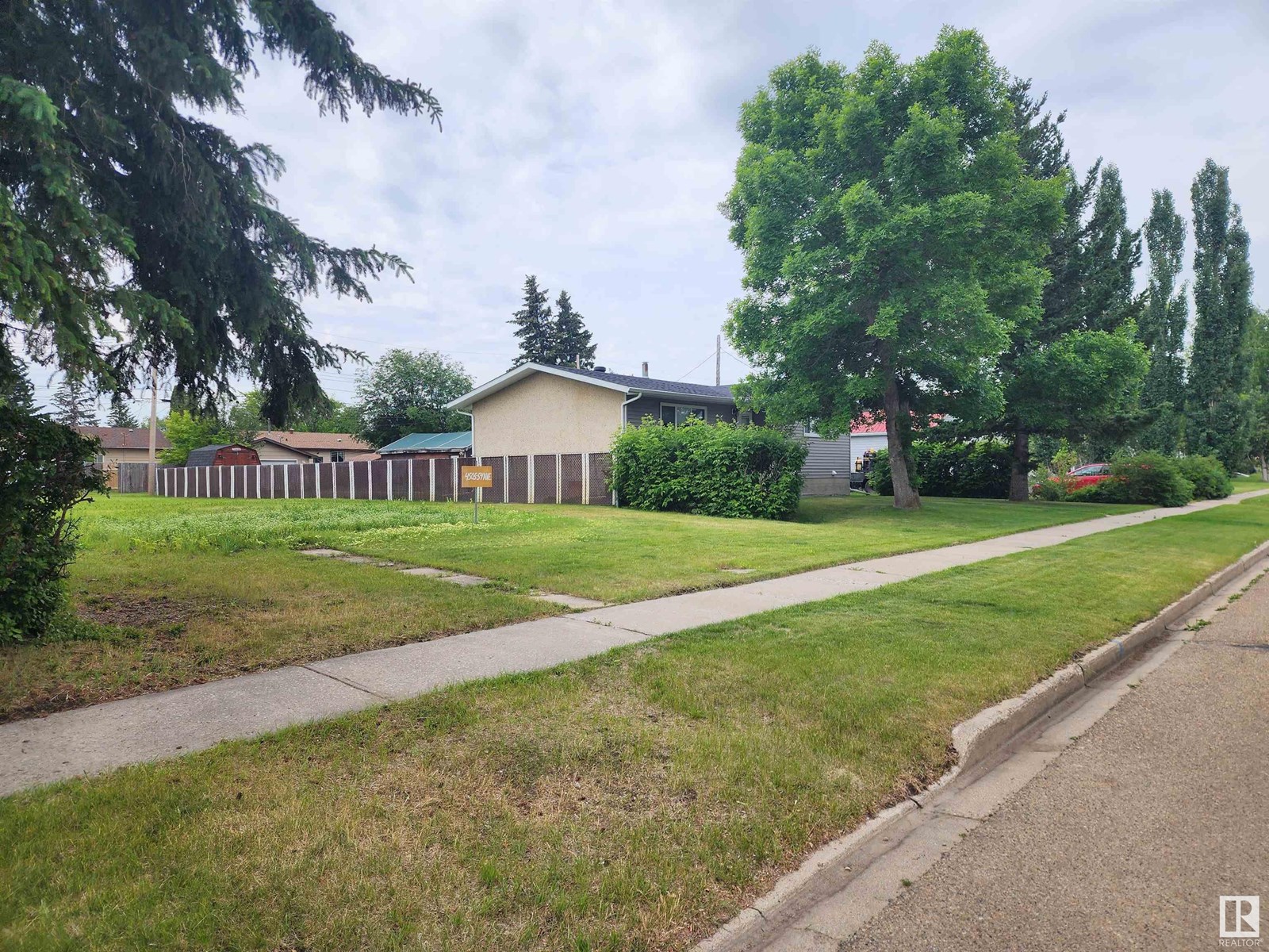 4505 54 Av, Wetaskiwin, Alberta  T9A 0Y9 - Photo 3 - E4443578