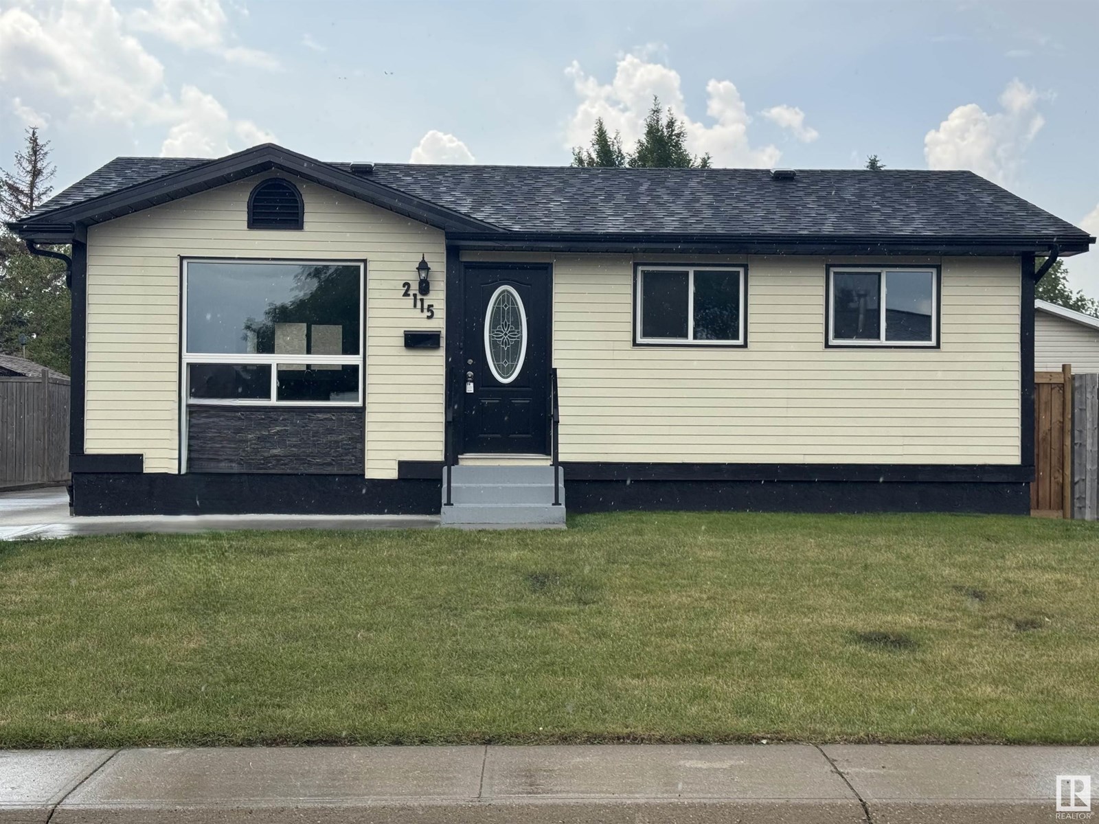 Property at 2115 145 AV NW image 2
