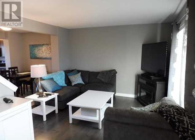 Property at 8828 96 Avenue image 5