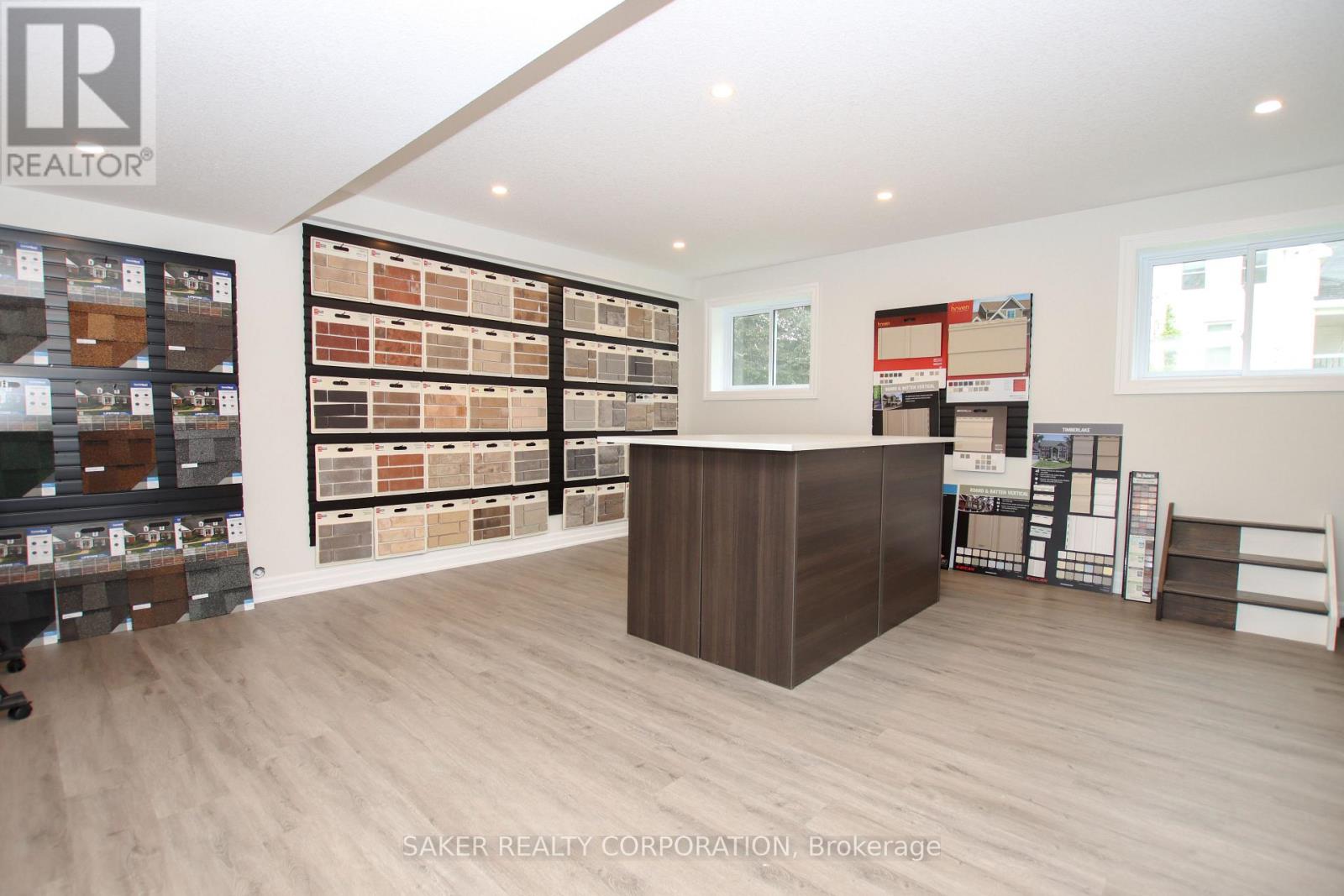 530 Regent Street, Strathroy-Caradoc, Ontario  N0L 1W0 - Photo 35 - X12200918