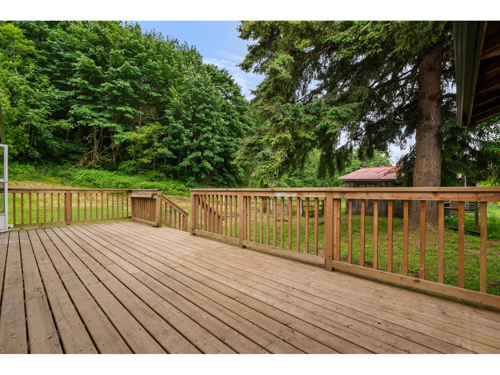 Property at 1010 COLUMBIA VALLEY ROAD image 4
