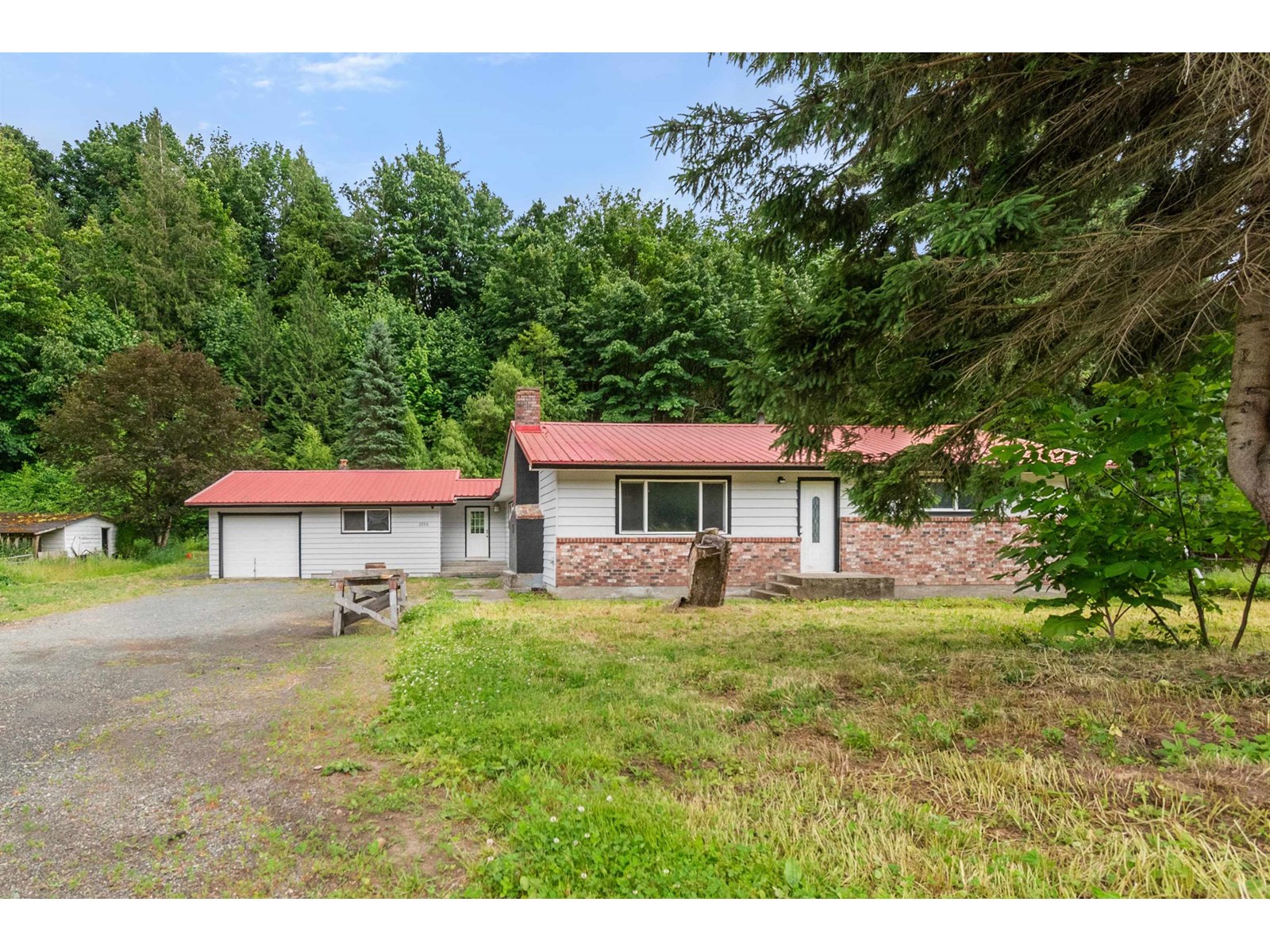 Property at 1010 COLUMBIA VALLEY ROAD image 1