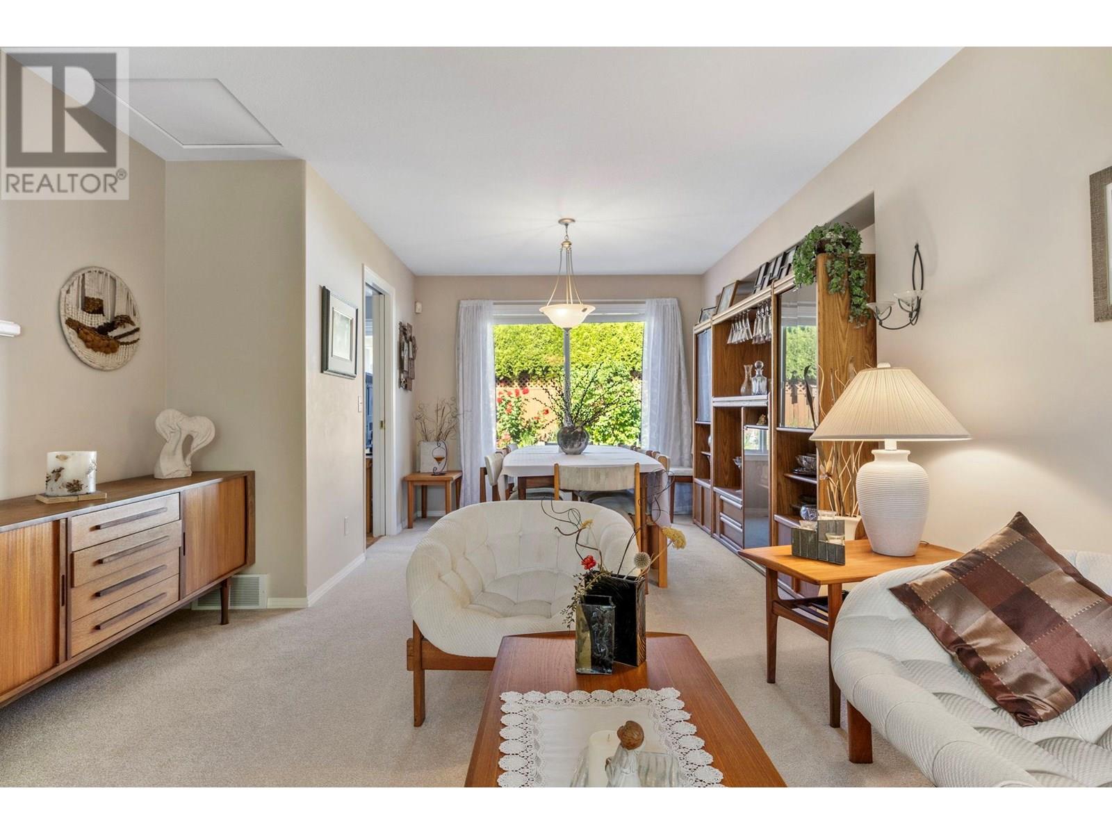 Property at 2220 Shannon Ridge Drive Unit# 105 image 3