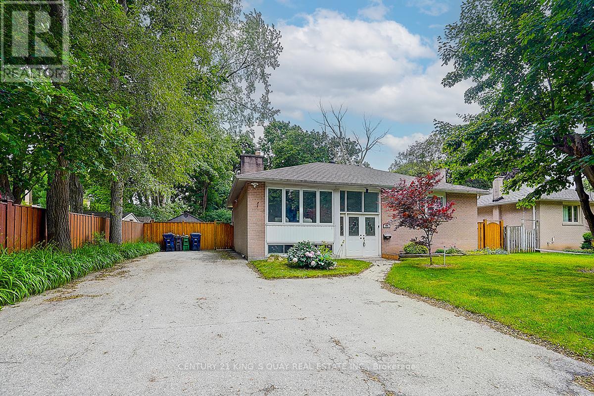 Property at 55 THREE VALLEYS DRIVE image 2