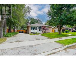 55 THREE VALLEYS DRIVE, Toronto, Ontario