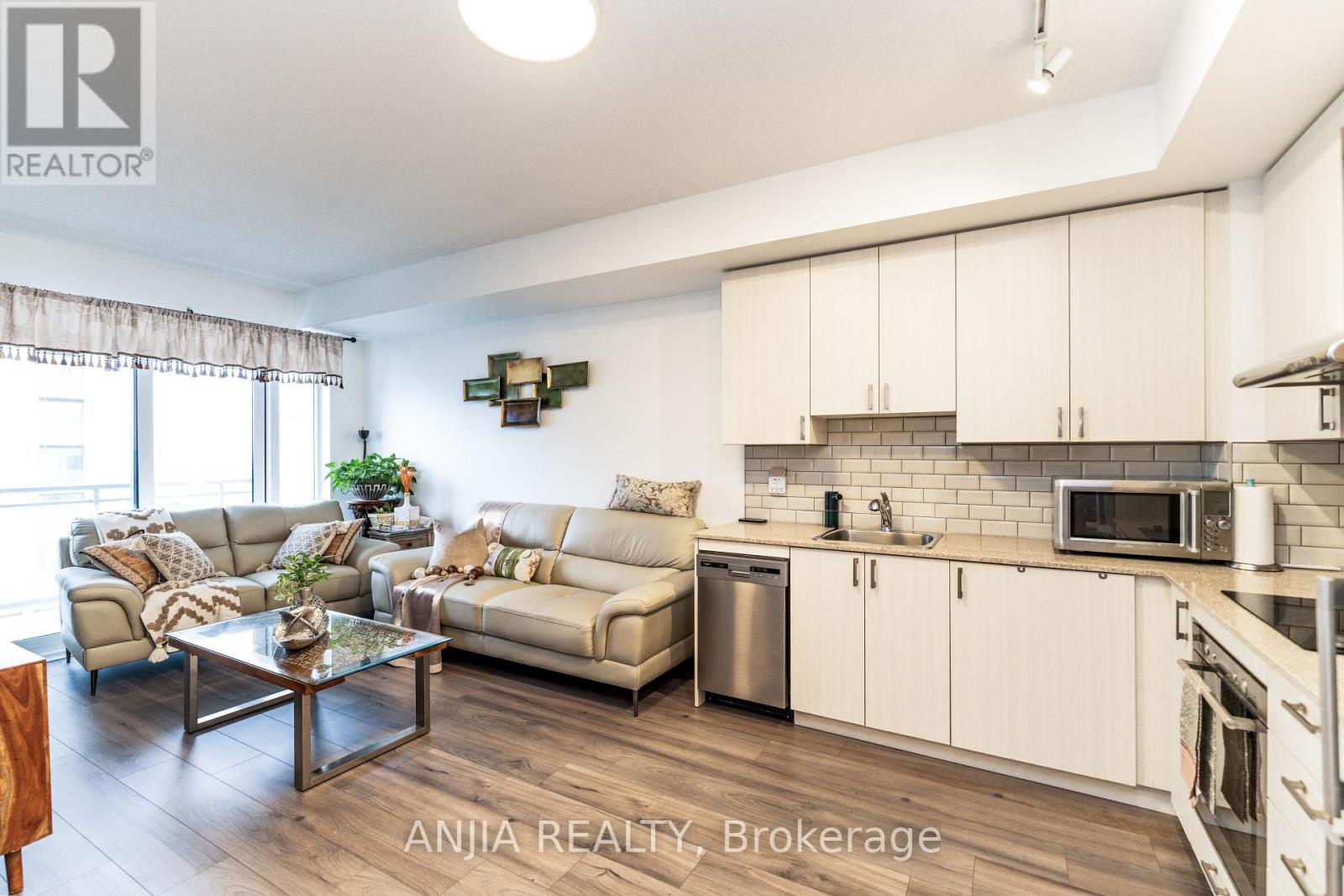 1406 - 50 Ann O'reilly Road, Toronto, Ontario  M2J 0C9 - Photo 10 - C12236608